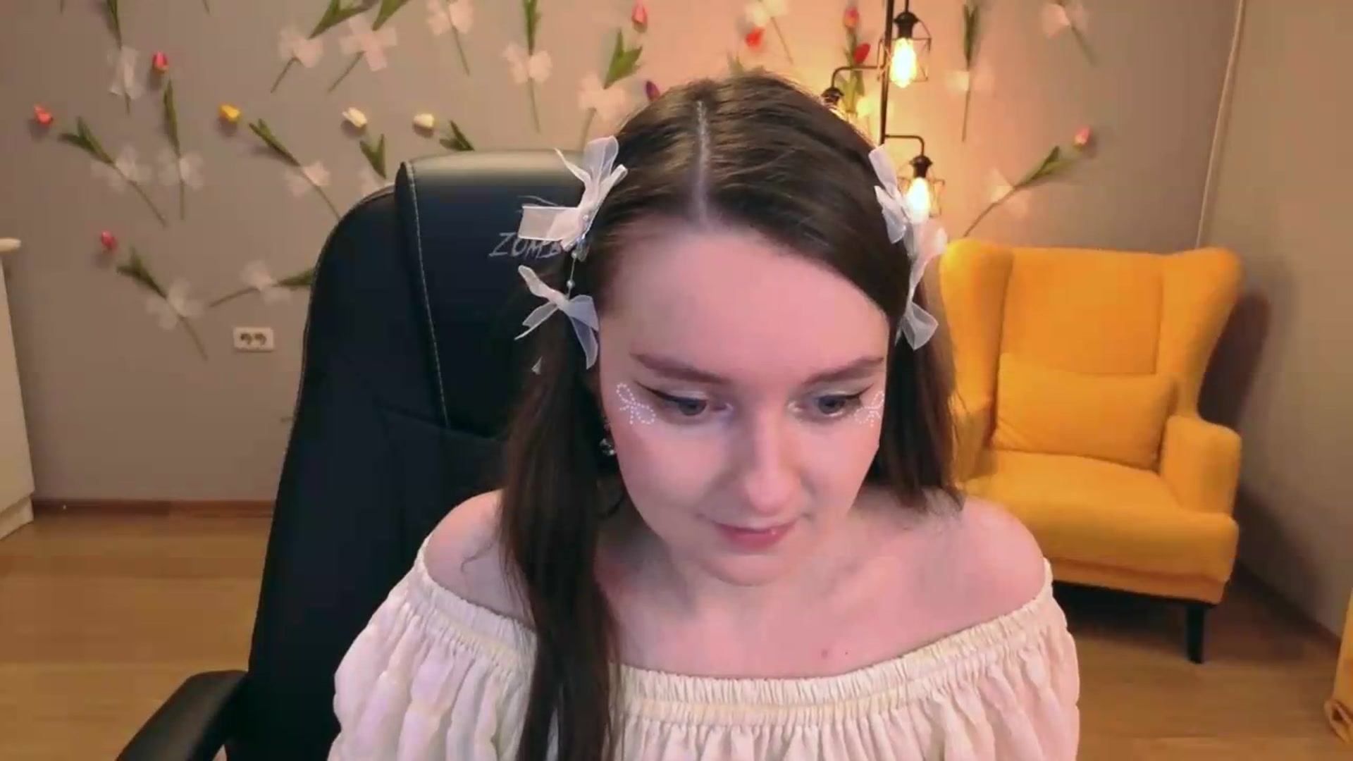 Gallery image thumbnail from Milim_Nava's myfreecams stream on, 06/10/2026, 19:50 image 2 of 20