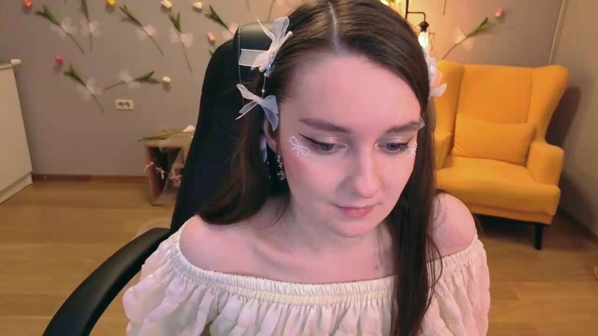 Gallery image thumbnail from Milim_Nava's myfreecams stream on, 06/10/2026, 19:50 image 20 of 20