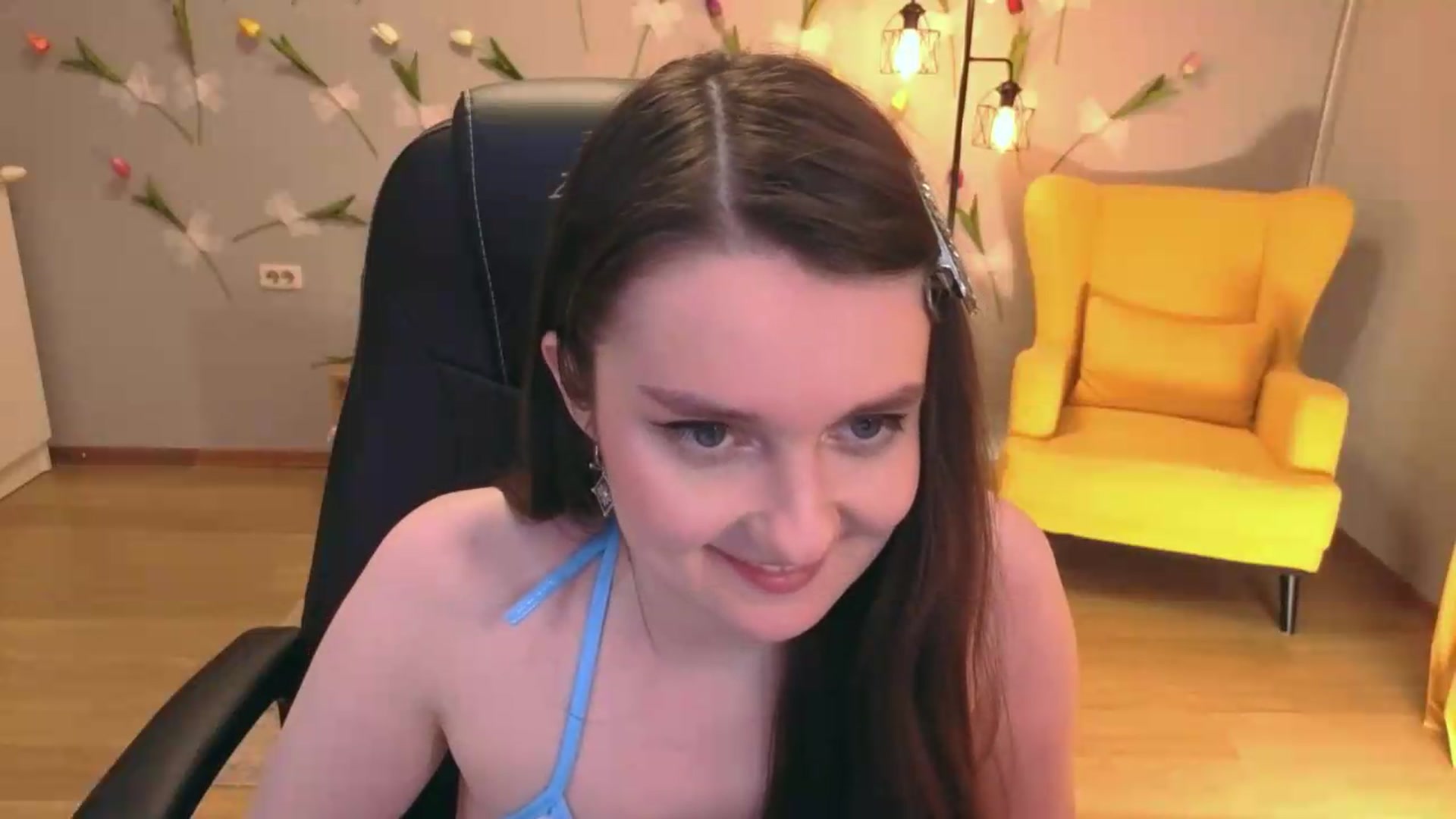 Gallery image thumbnail from Milim_Nava's myfreecams stream on, 06/16/2026, 10:33 image 3 of 20