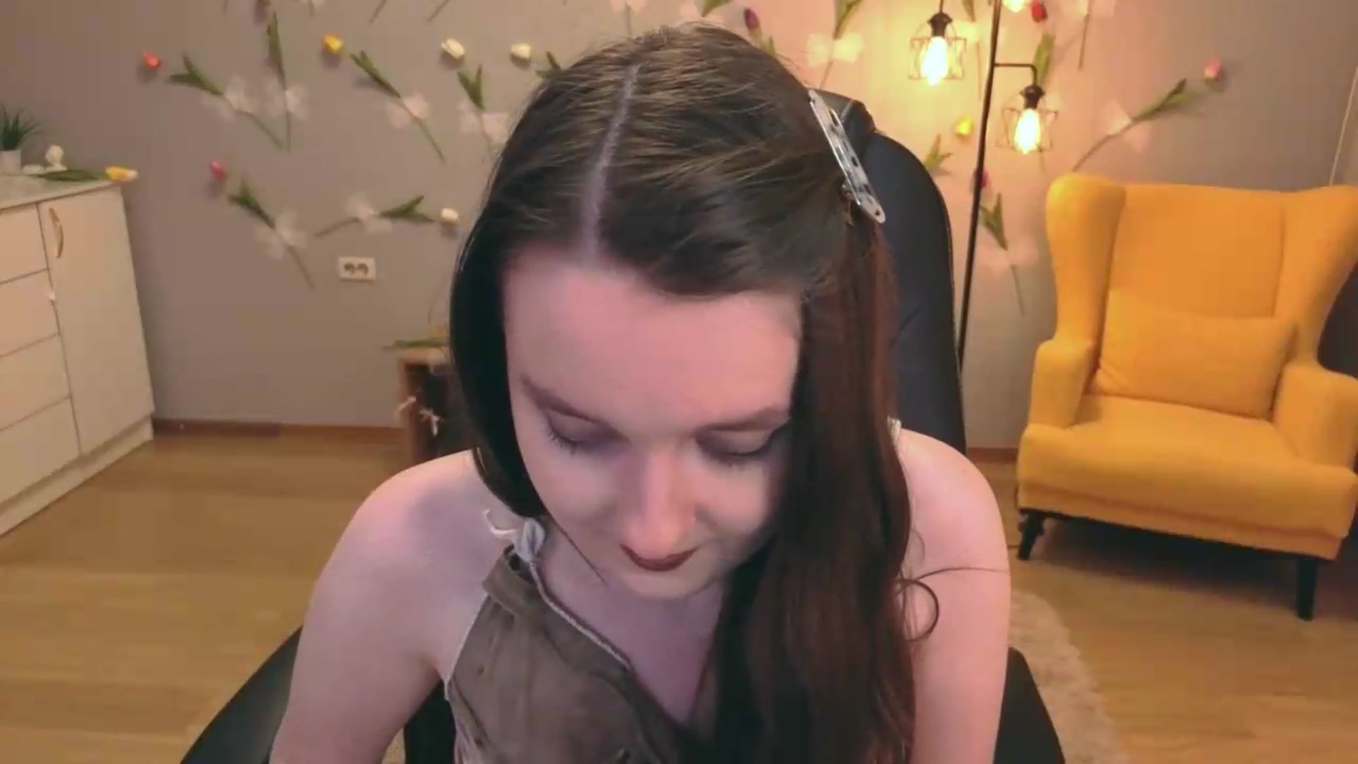 Gallery image thumbnail from Milim_Nava's myfreecams stream on, 06/19/2026, 19:33 image 7 of 20
