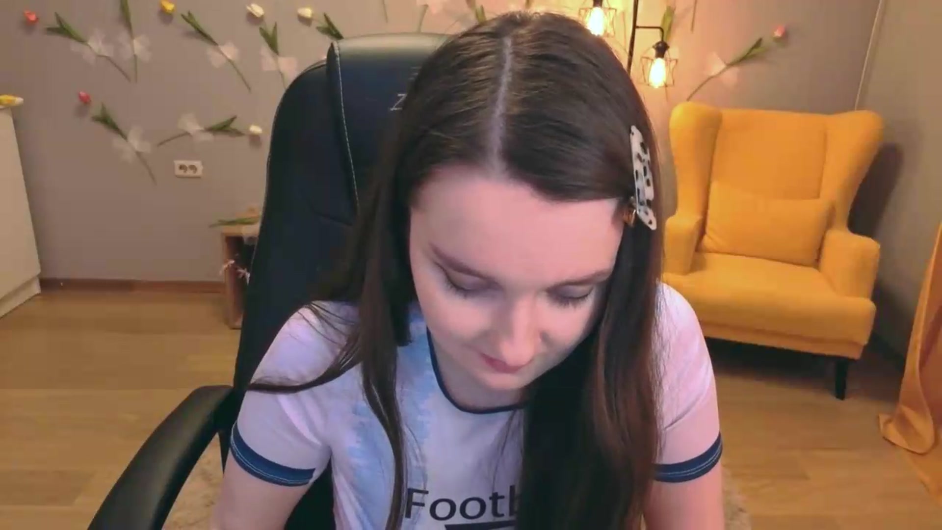 Gallery image thumbnail from Milim_Nava's myfreecams stream on, 06/19/2026, 21:52 image 8 of 20