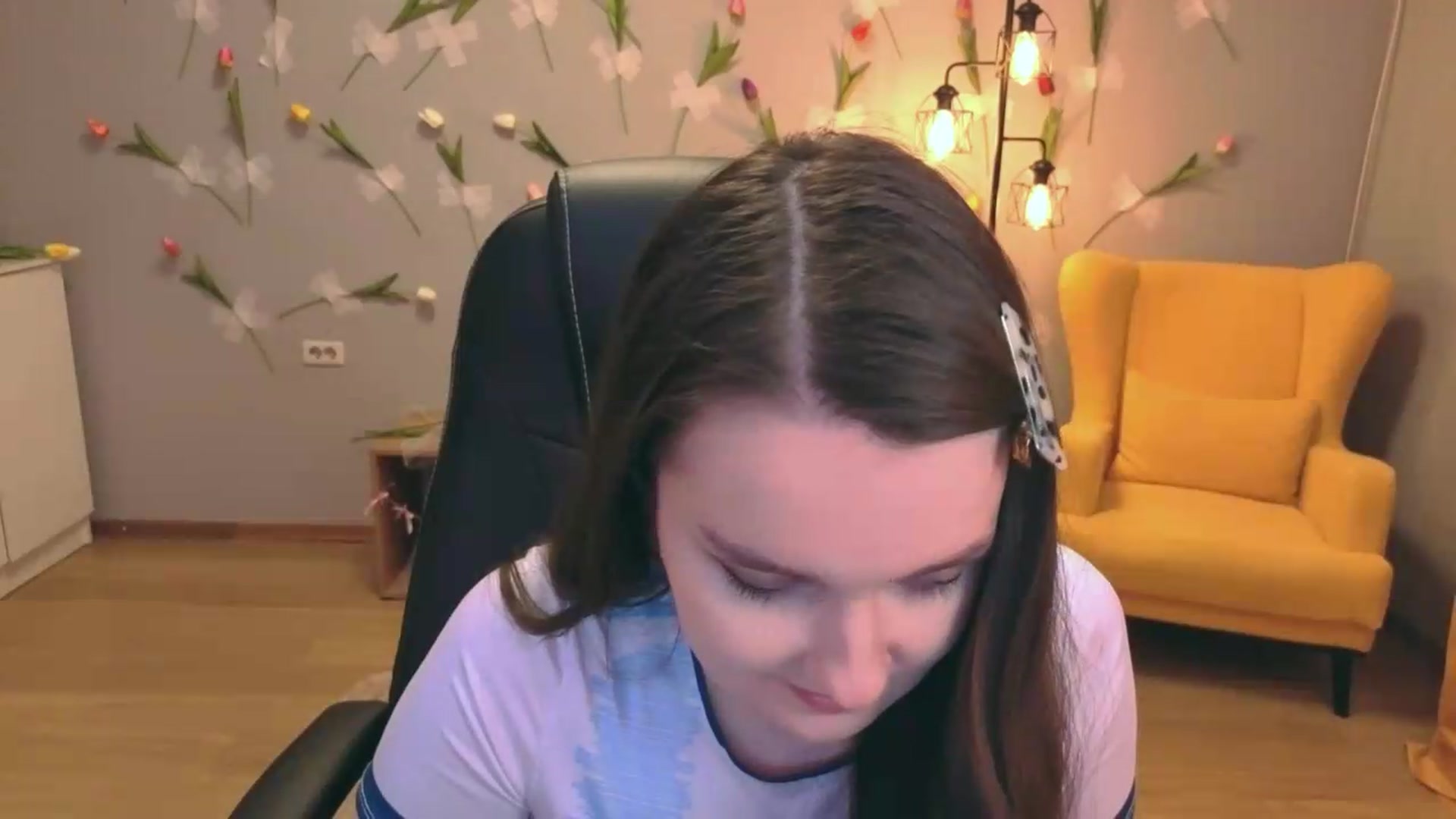 Gallery image thumbnail from Milim_Nava's myfreecams stream on, 06/19/2026, 21:52 image 2 of 20
