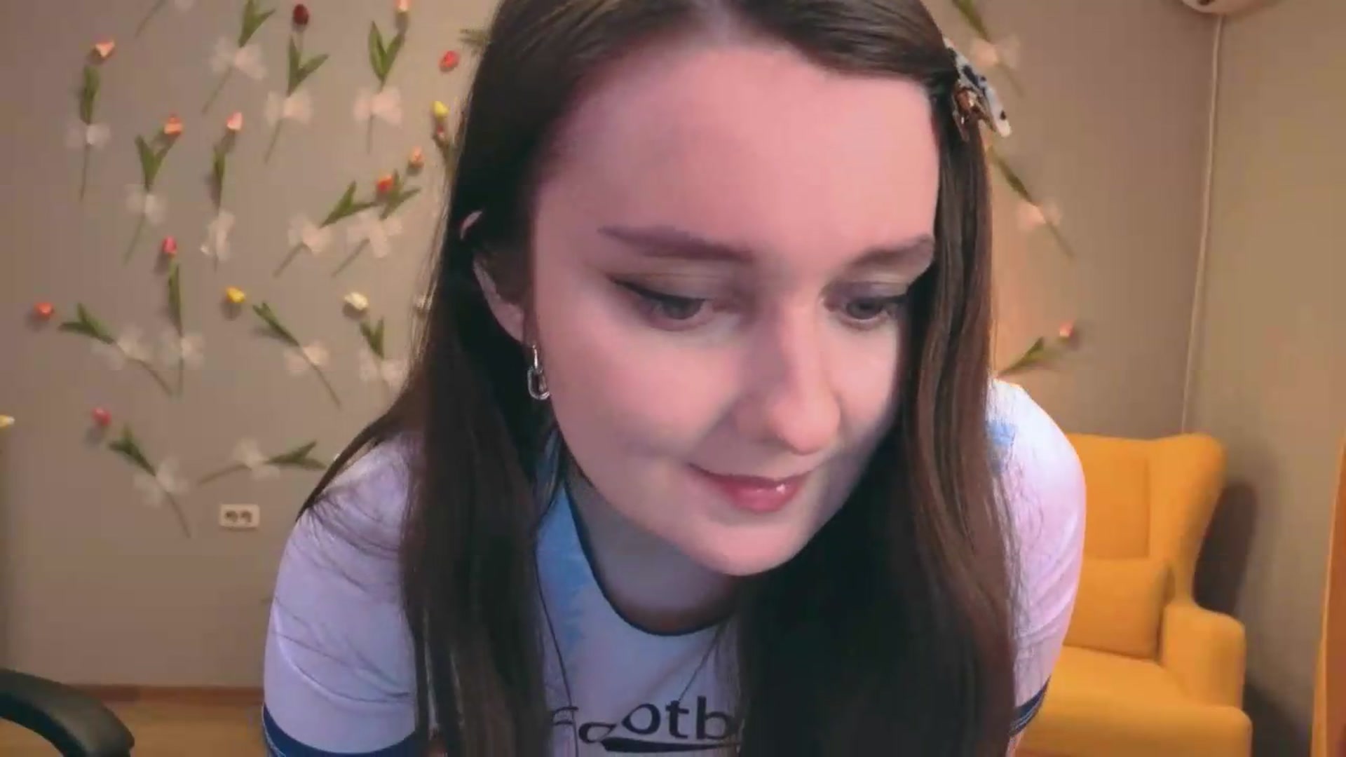 Gallery image thumbnail from Milim_Nava's myfreecams stream on, 06/19/2026, 21:52 image 16 of 20