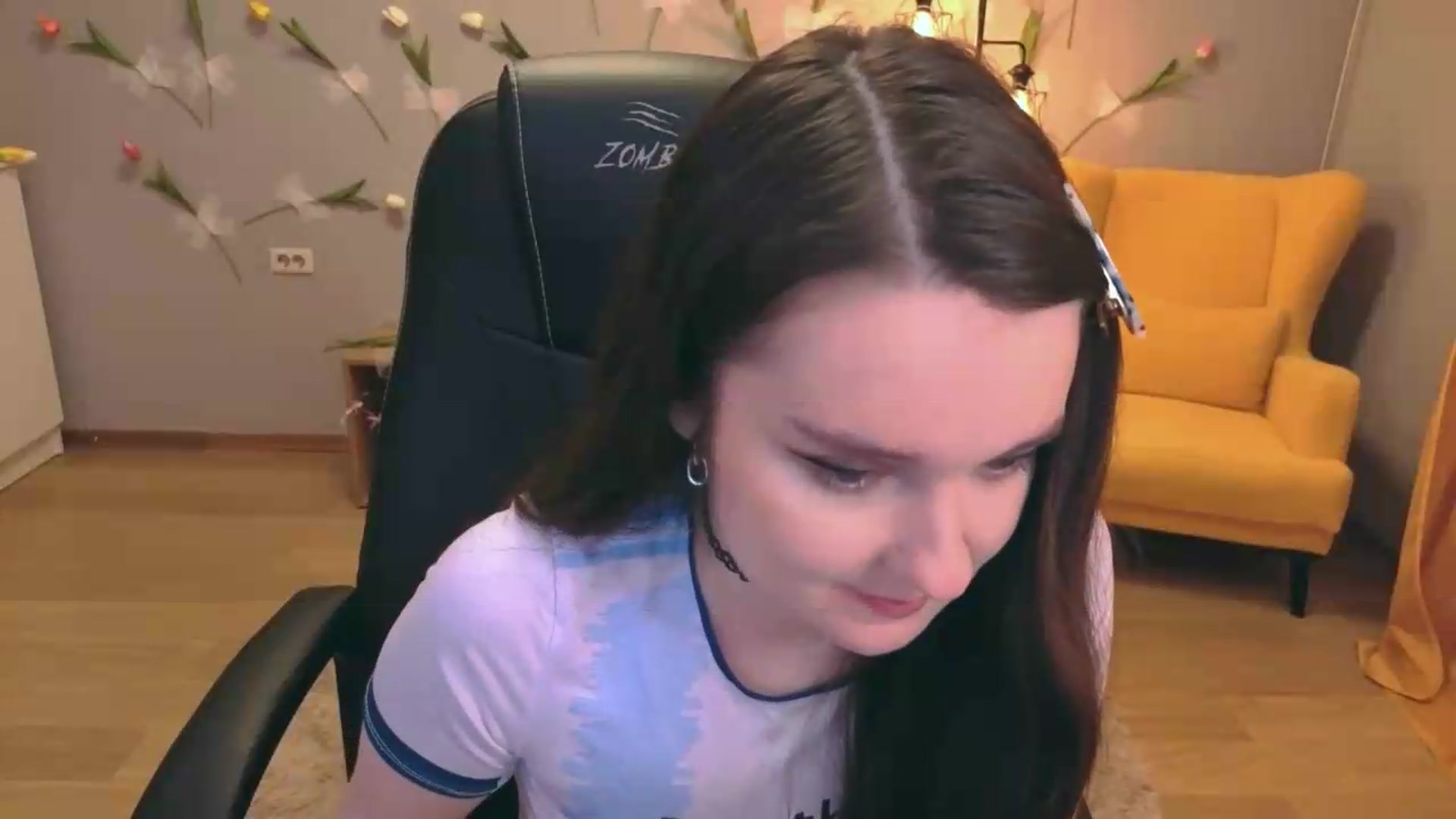 Gallery image thumbnail from Milim_Nava's myfreecams stream on, 06/19/2026, 21:52 image 7 of 20
