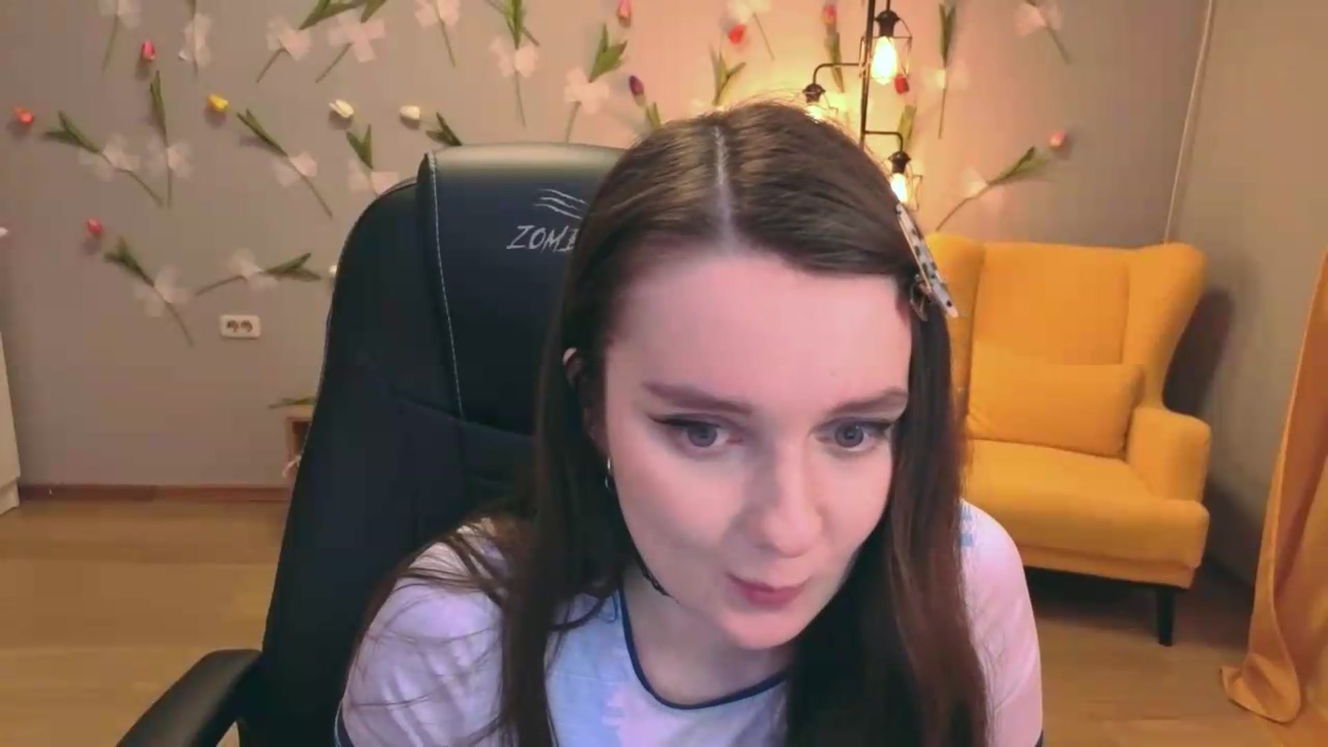 Gallery image thumbnail from Milim_Nava's myfreecams stream on, 06/19/2026, 23:00 image 12 of 20