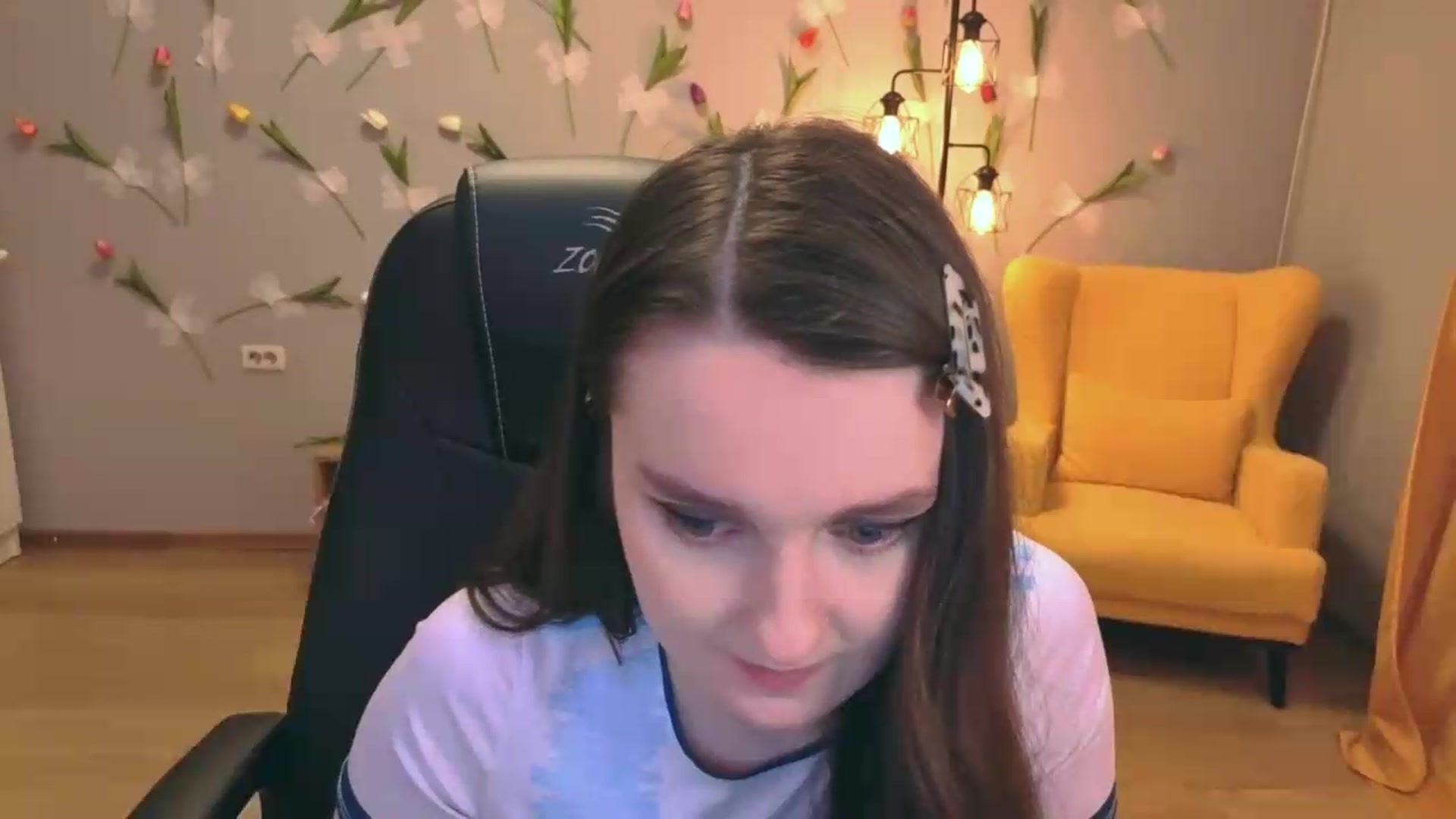 Gallery image thumbnail from Milim_Nava's myfreecams stream on, 06/19/2026, 23:00 image 8 of 20