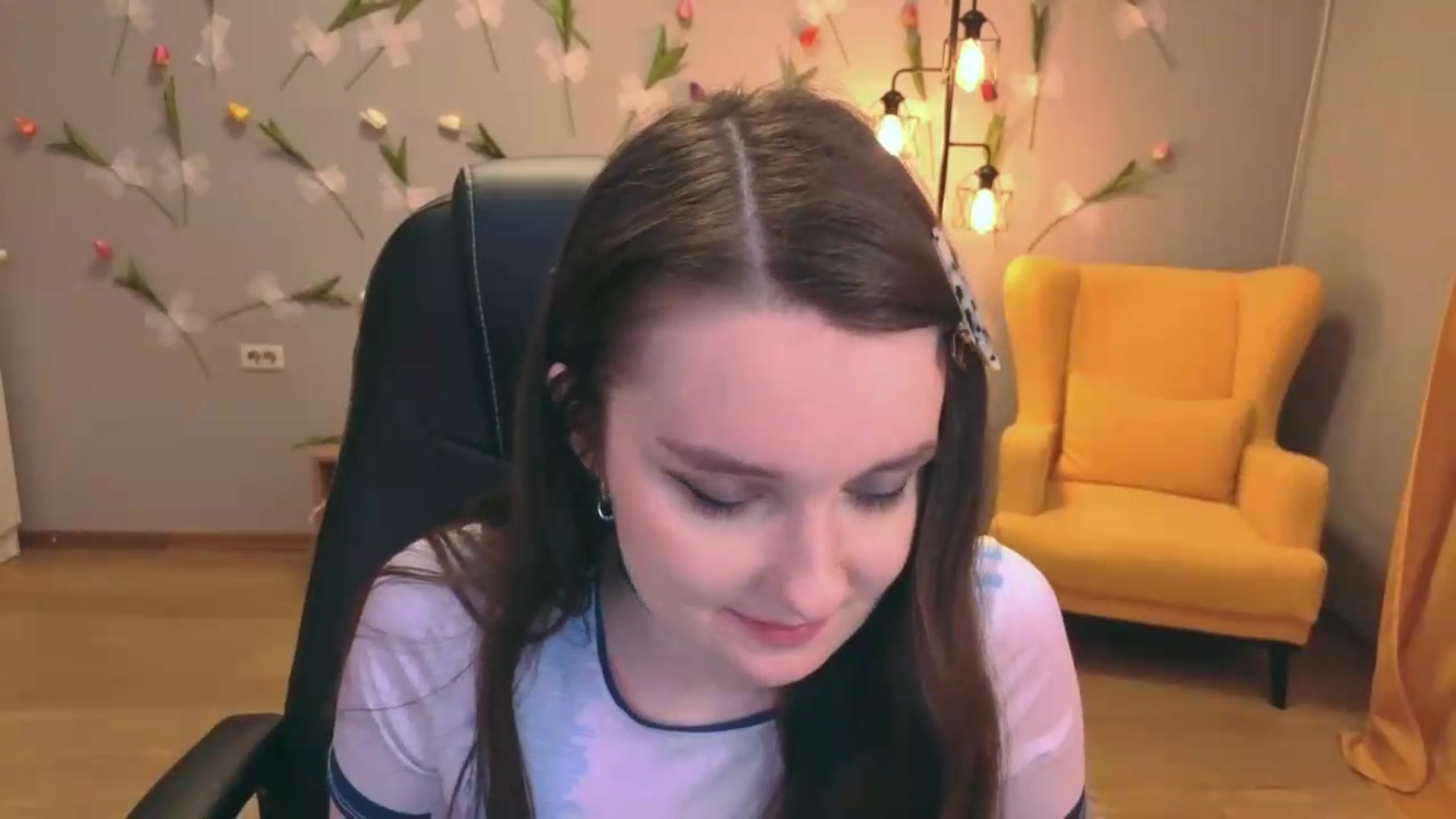 Gallery image thumbnail from Milim_Nava's myfreecams stream on, 06/19/2026, 23:00 image 13 of 20