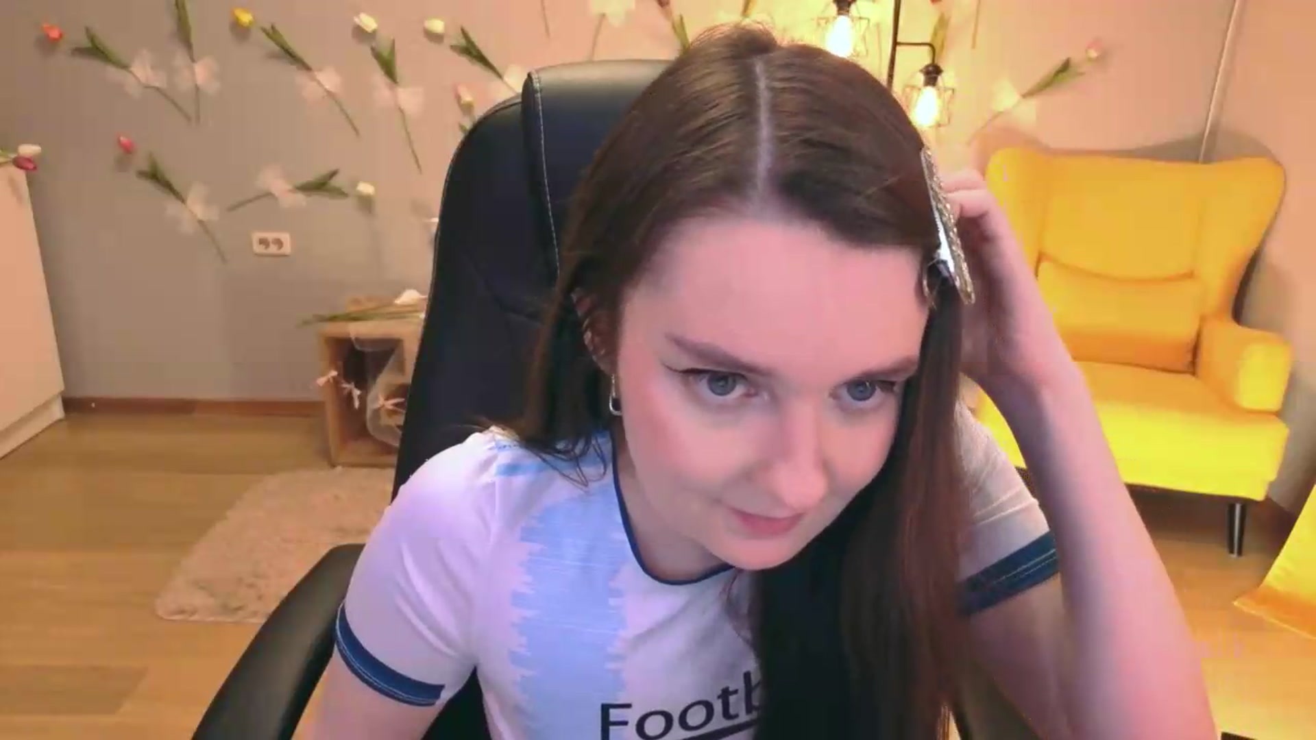 Gallery image thumbnail from Milim_Nava's myfreecams stream on, 06/21/2026, 23:57 image 2 of 20