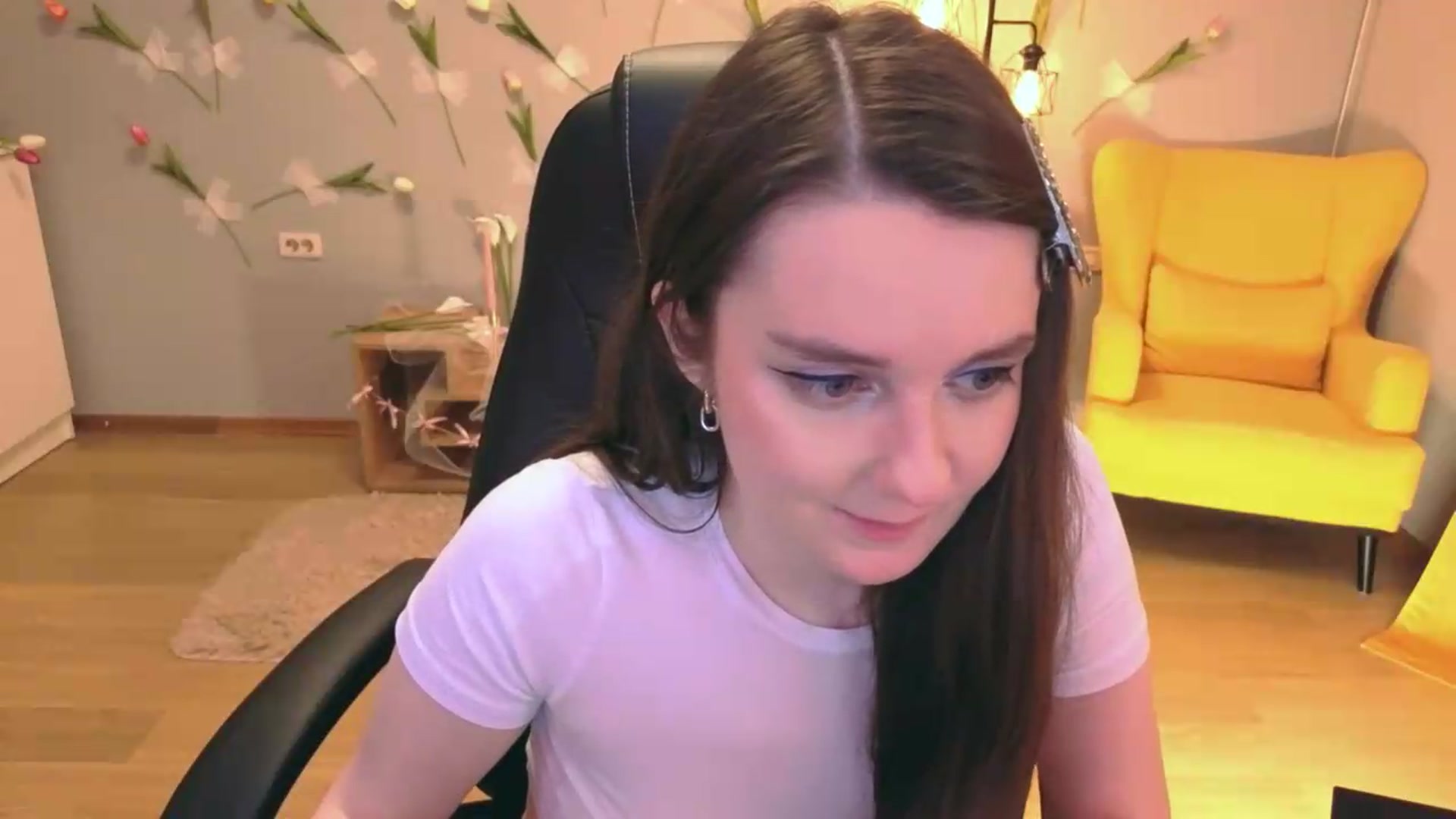 Gallery image thumbnail from Milim_Nava's myfreecams stream on, 06/21/2026, 23:57 image 16 of 20