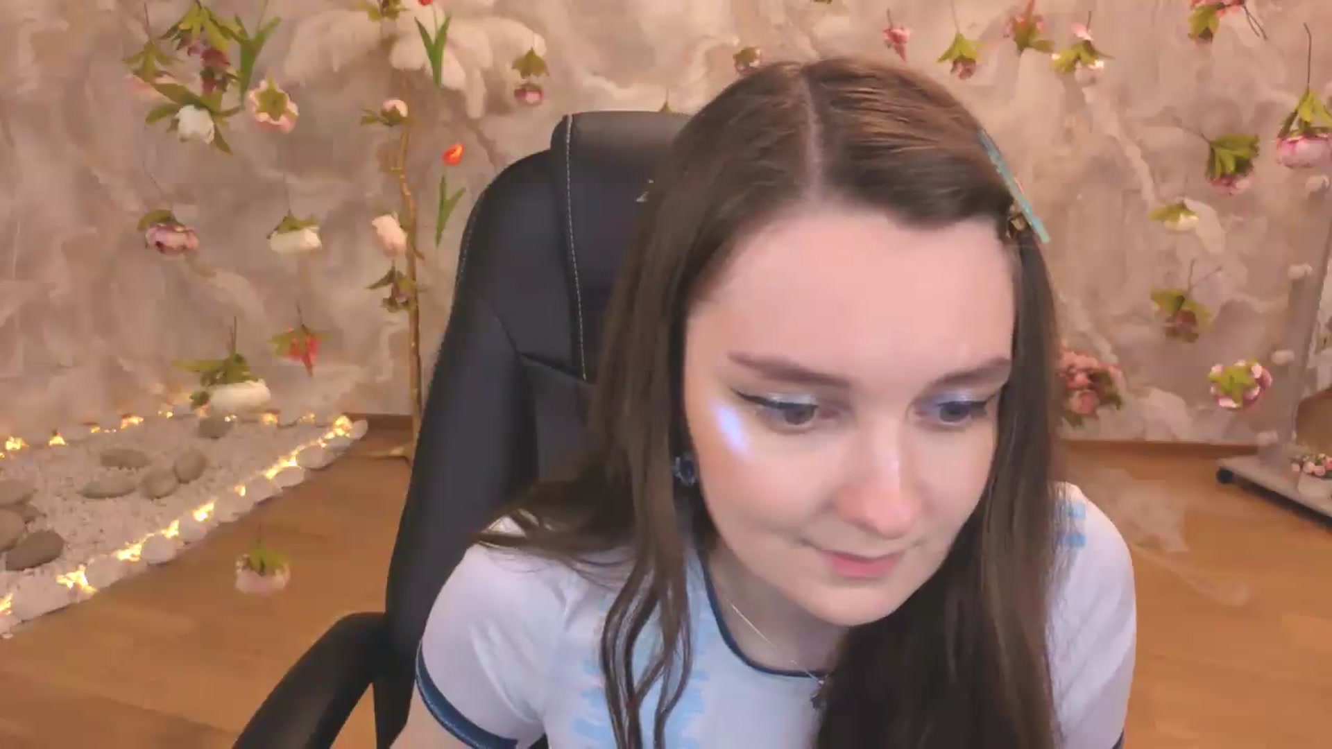 Gallery image thumbnail from Milim_Nava's myfreecams stream on, 06/25/2026, 05:21 image 20 of 20