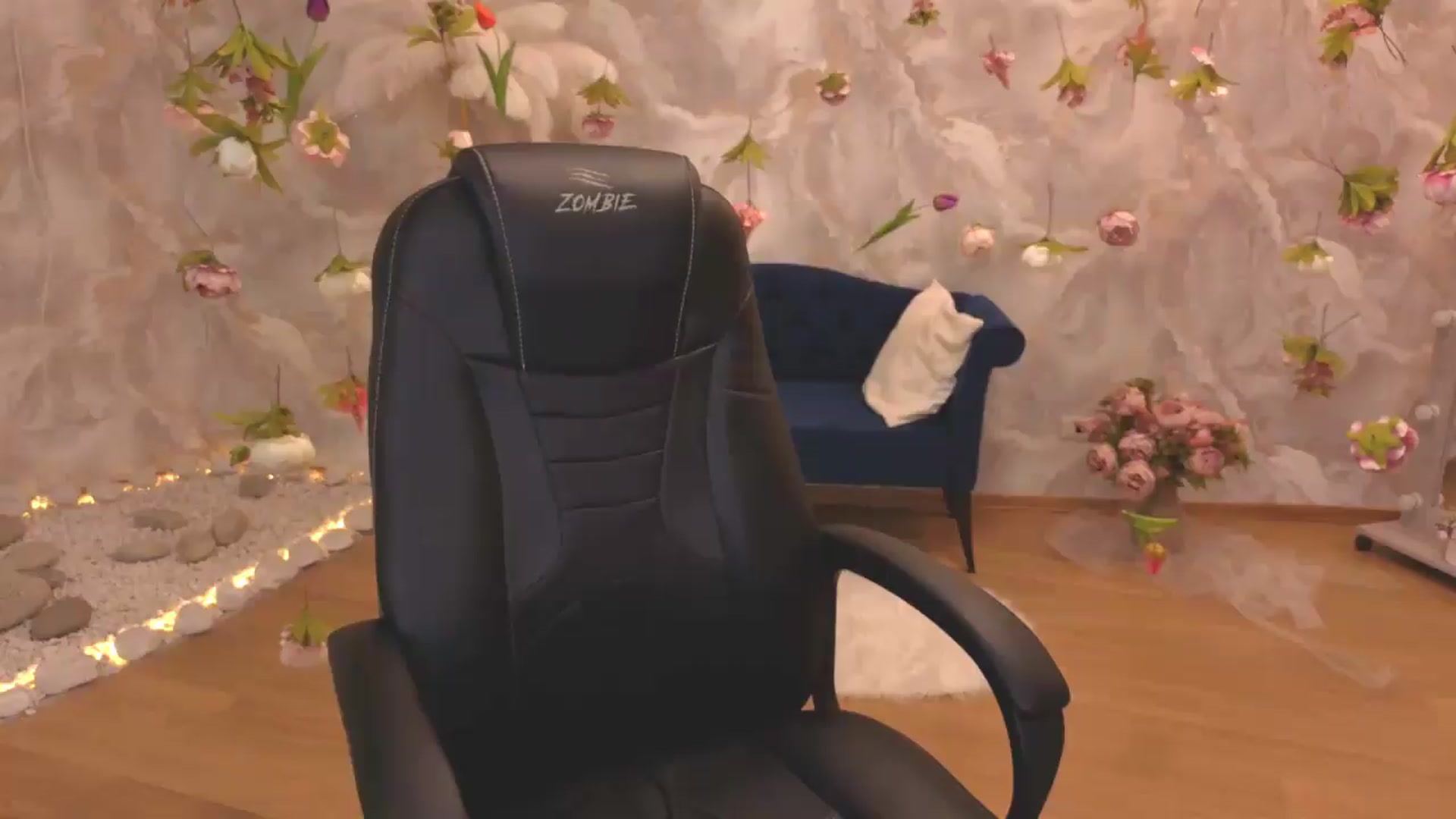 Gallery image thumbnail from Milim_Nava's myfreecams stream on, 06/25/2026, 05:21 image 14 of 20