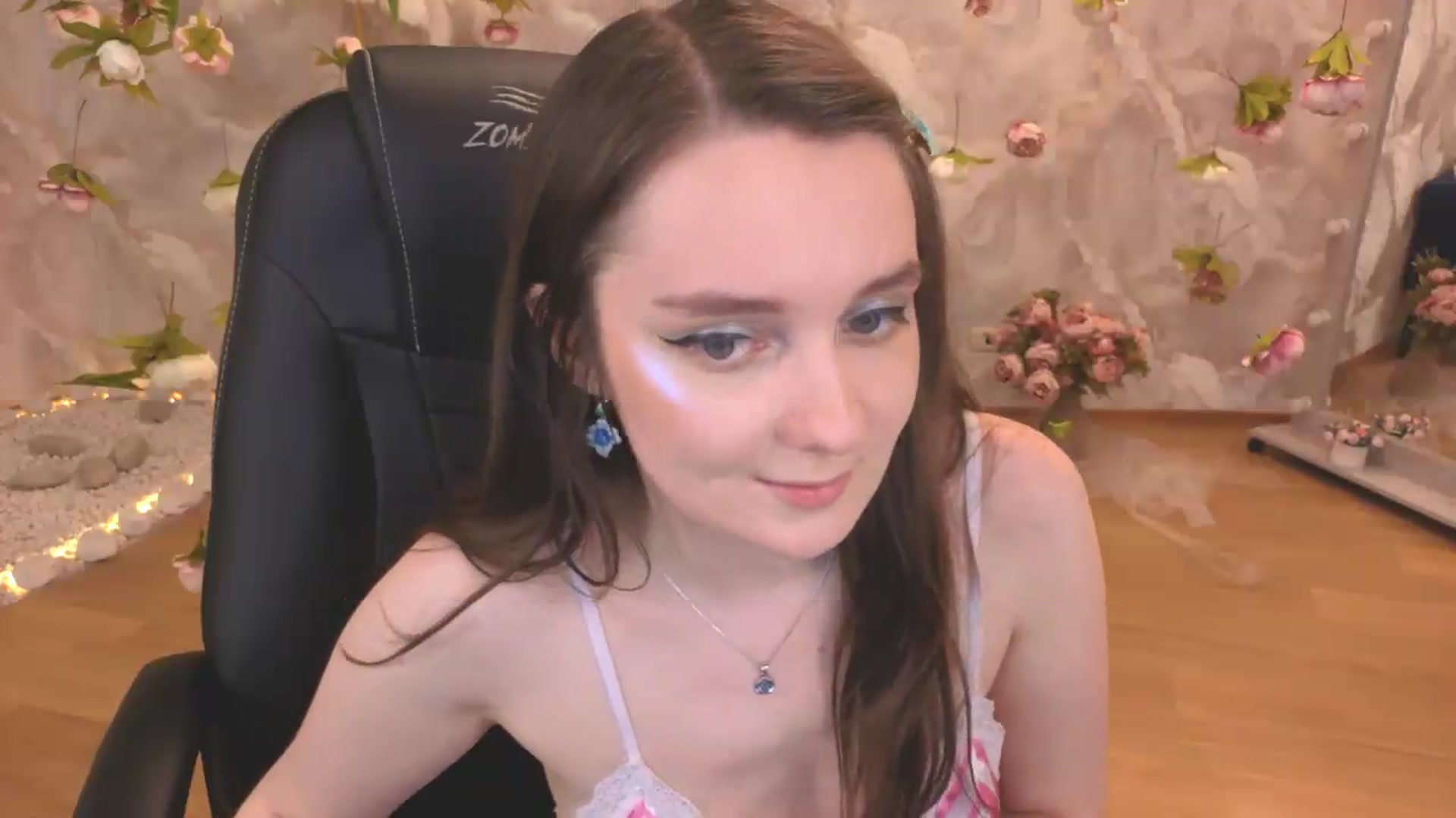 Gallery image thumbnail from Milim_Nava's myfreecams stream on, 06/25/2026, 09:16 image 16 of 20