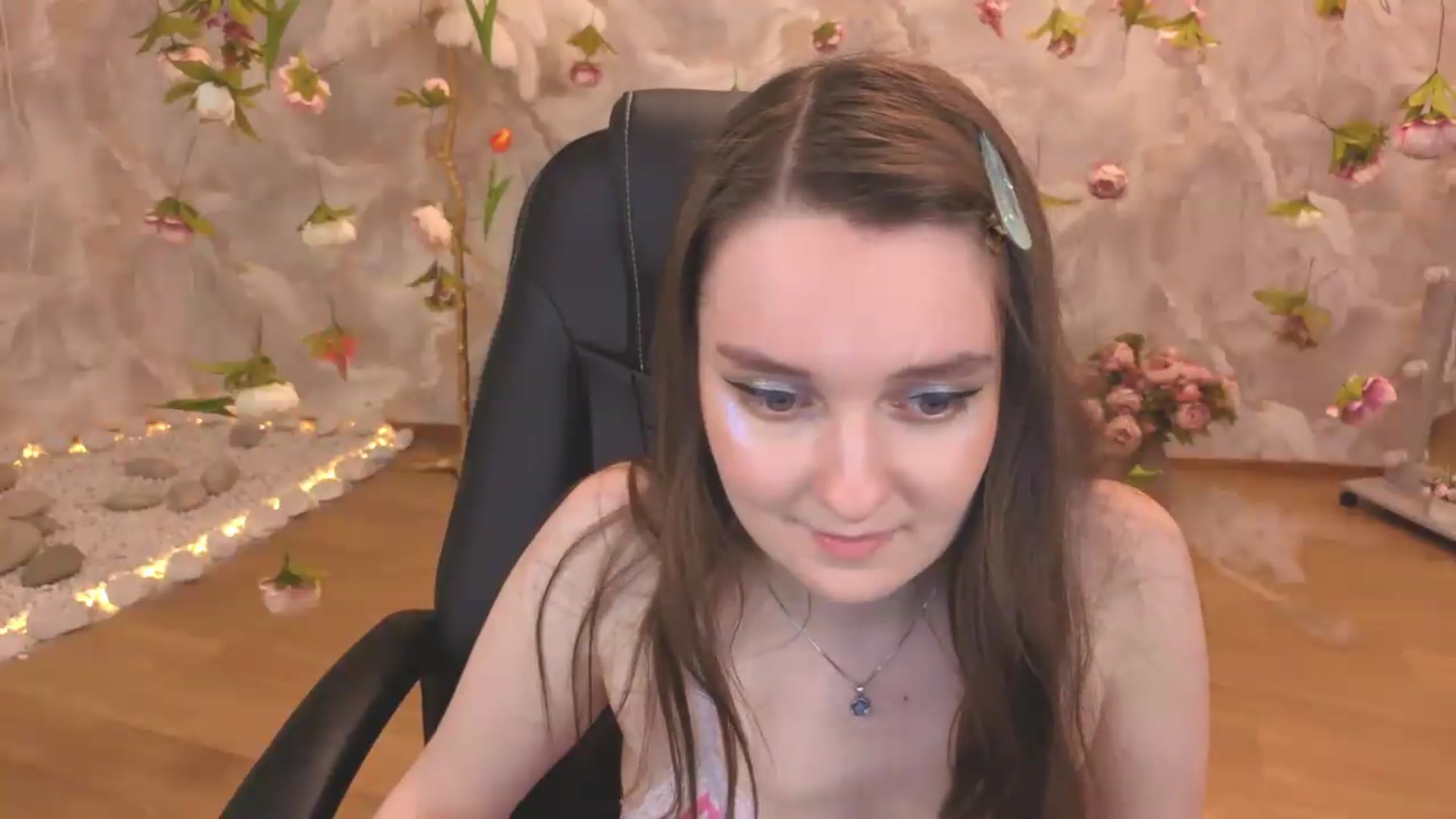 Gallery image thumbnail from Milim_Nava's myfreecams stream on, 06/25/2026, 09:16 image 10 of 20