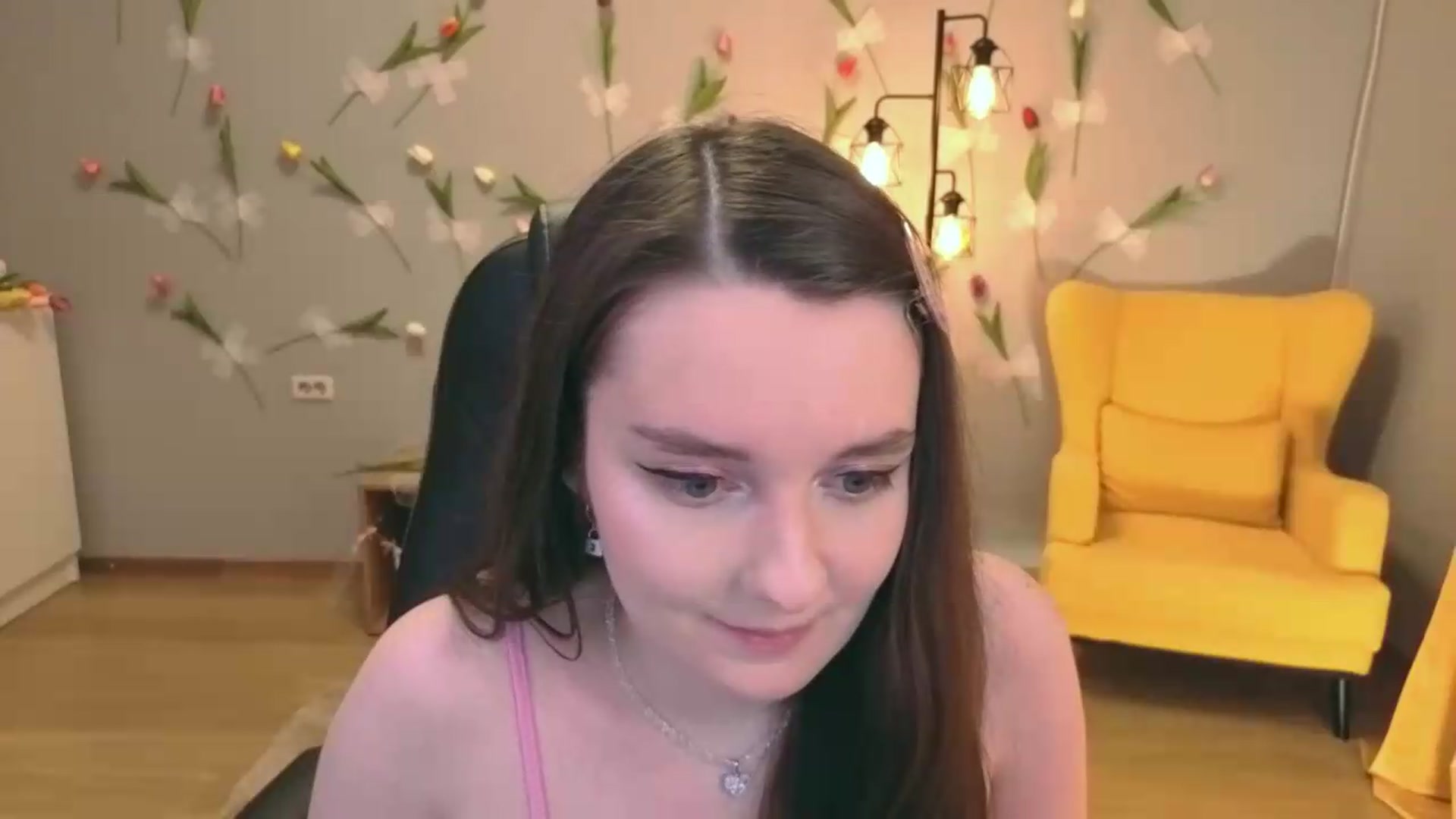 Gallery image thumbnail from Milim_Nava's myfreecams stream on, 06/26/2026, 21:27 image 2 of 20