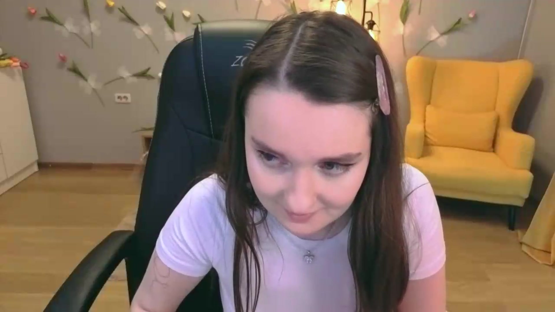 Gallery image thumbnail from Milim_Nava's myfreecams stream on, 06/27/2026, 01:09 image 15 of 20