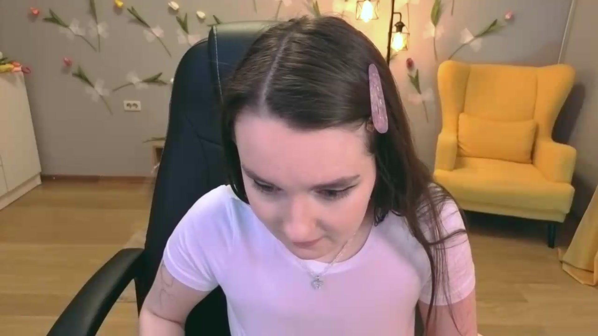 Gallery image thumbnail from Milim_Nava's myfreecams stream on, 06/27/2026, 01:09 image 16 of 20