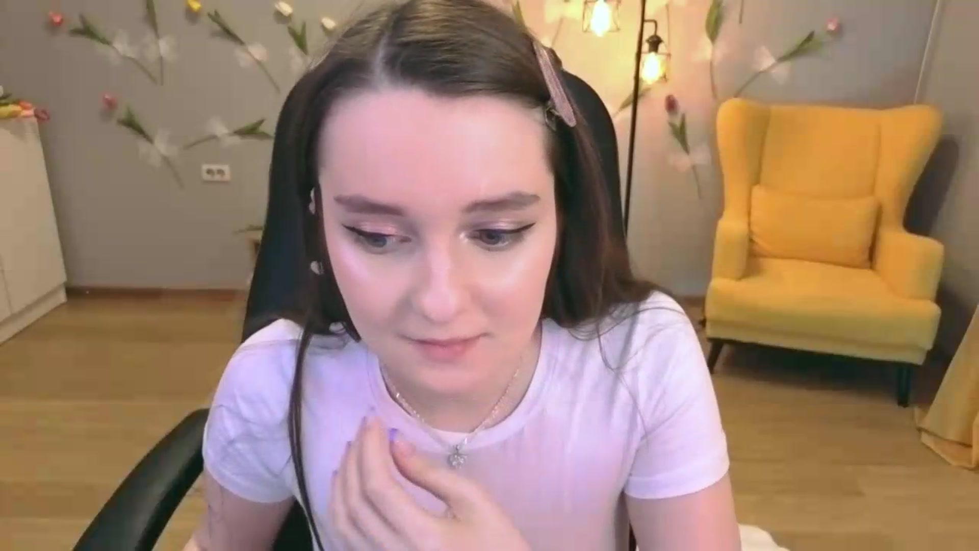 Gallery image thumbnail from Milim_Nava's myfreecams stream on, 06/27/2026, 01:09 image 17 of 20
