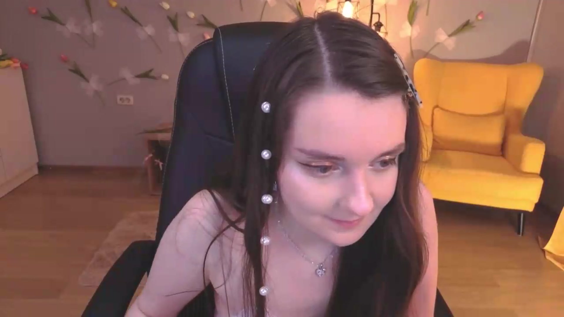 Gallery image thumbnail from Milim_Nava's myfreecams stream on, 06/27/2026, 21:51 image 16 of 20