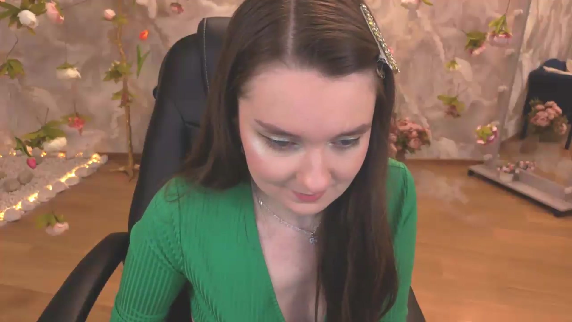 Gallery image thumbnail from Milim_Nava's myfreecams stream on, 06/28/2026, 18:46 image 11 of 20
