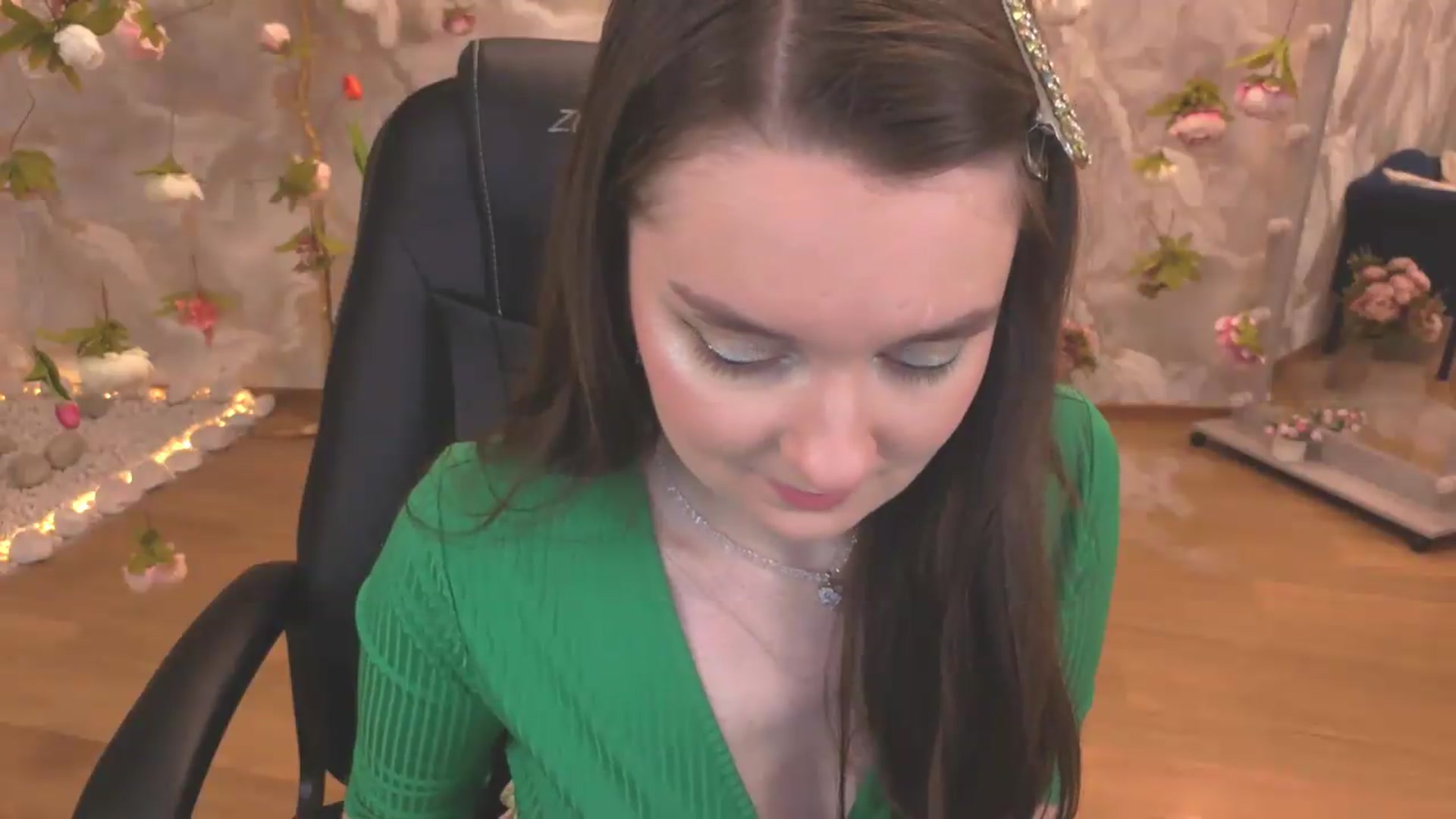 Gallery image thumbnail from Milim_Nava's myfreecams stream on, 06/28/2026, 18:46 image 12 of 20