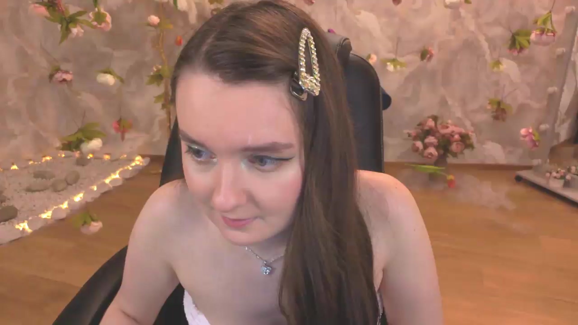 Gallery image thumbnail from Milim_Nava's myfreecams stream on, 06/28/2026, 21:22 image 9 of 20