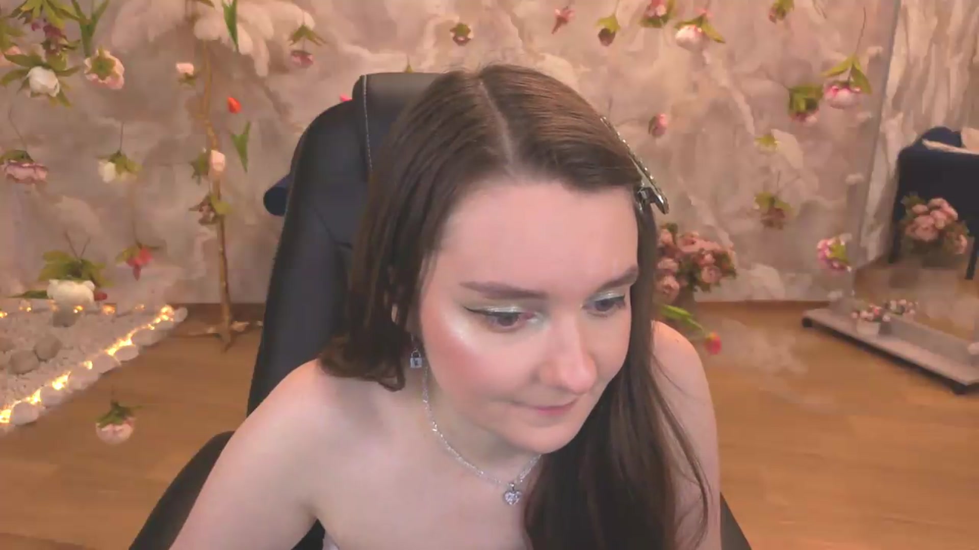 Gallery image thumbnail from Milim_Nava's myfreecams stream on, 06/28/2026, 23:49 image 11 of 20