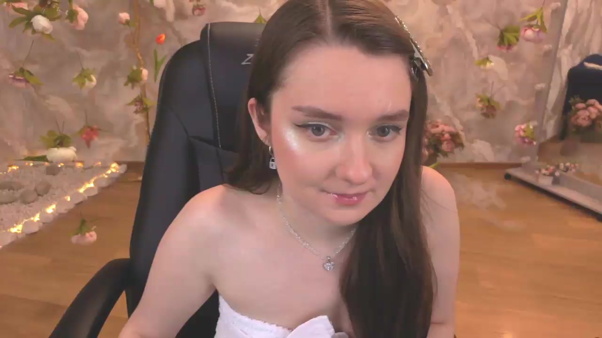 Gallery image thumbnail from Milim_Nava's myfreecams stream on, 06/28/2026, 23:49 image 1 of 20