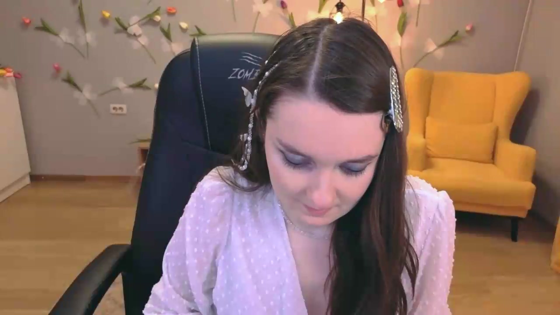 Gallery image thumbnail from Milim_Nava's myfreecams stream on, 06/30/2026, 24:46 image 7 of 20