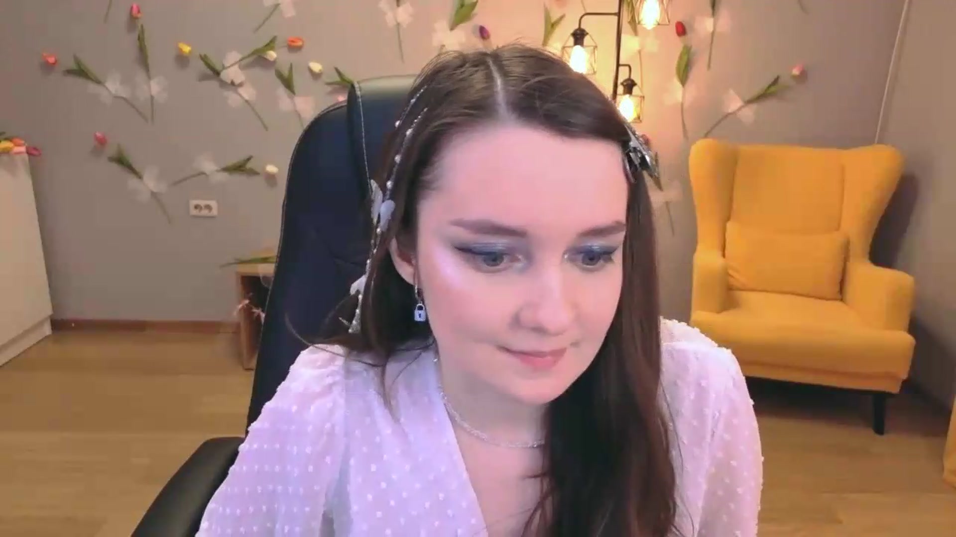 Gallery image thumbnail from Milim_Nava's myfreecams stream on, 06/30/2026, 24:46 image 4 of 20