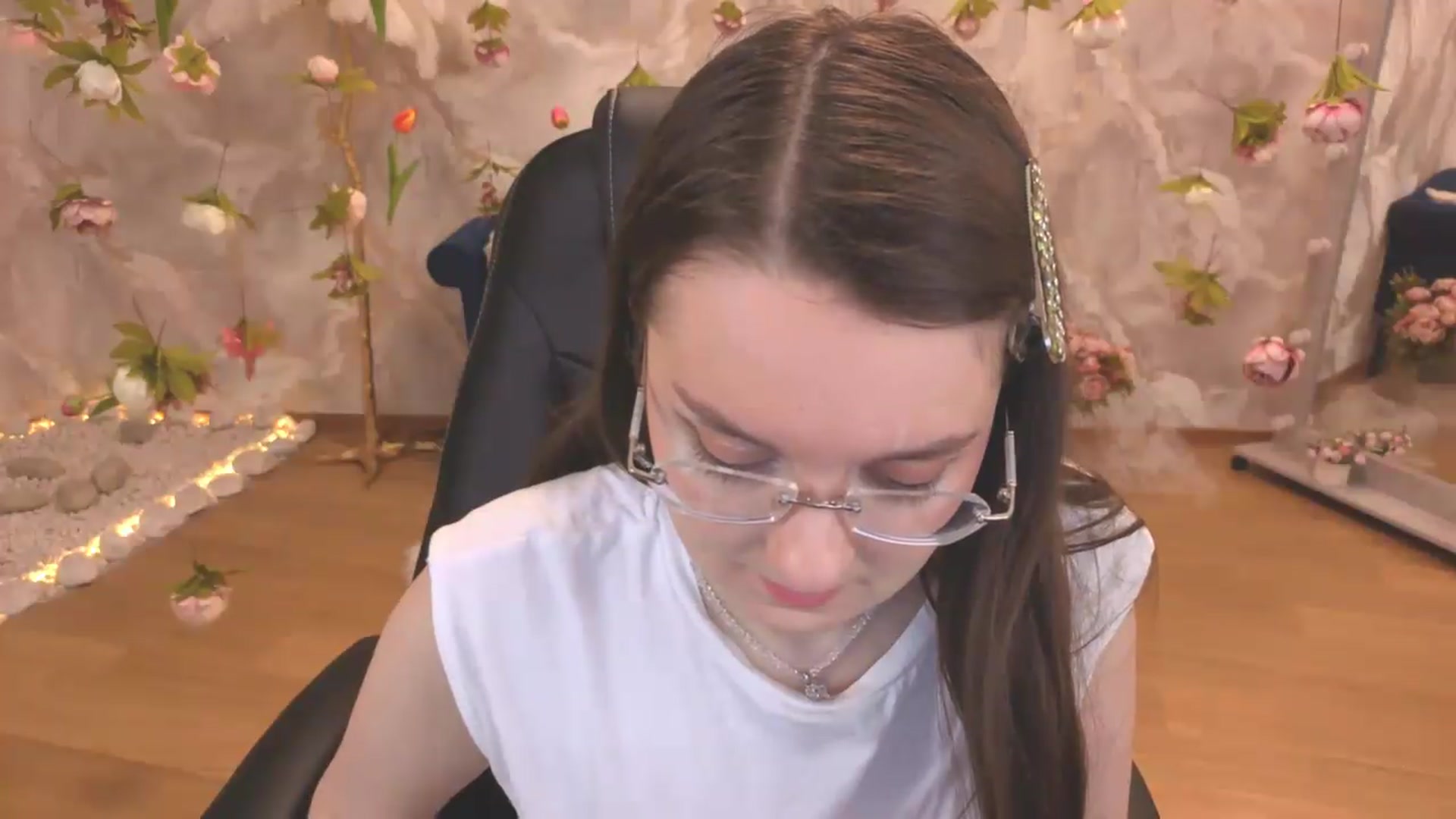Gallery image thumbnail from Milim_Nava's myfreecams stream on, 06/30/2026, 18:31 image 2 of 20