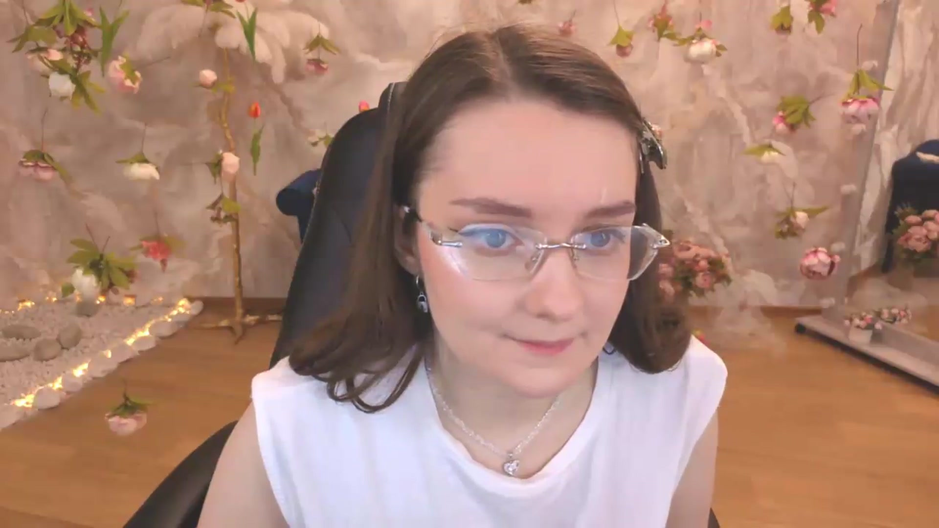 Gallery image thumbnail from Milim_Nava's myfreecams stream on, 06/30/2026, 18:31 image 20 of 20