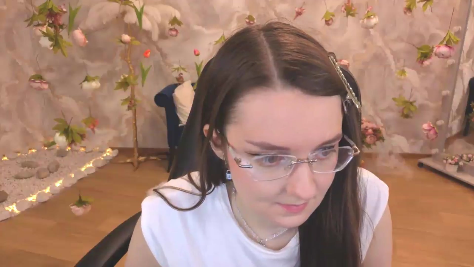 Gallery image thumbnail from Milim_Nava's myfreecams stream on, 06/30/2026, 19:38 image 3 of 20