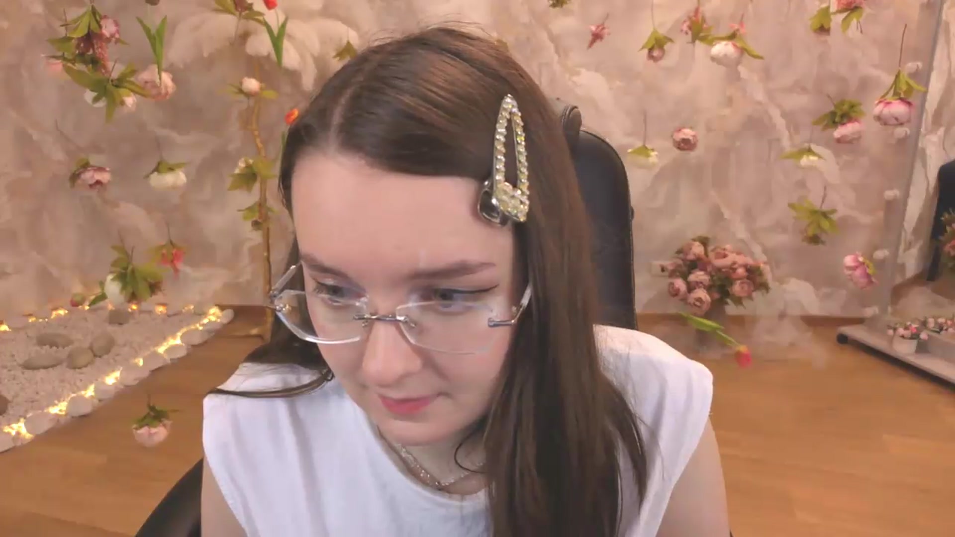 Gallery image thumbnail from Milim_Nava's myfreecams stream on, 06/30/2026, 19:38 image 16 of 20