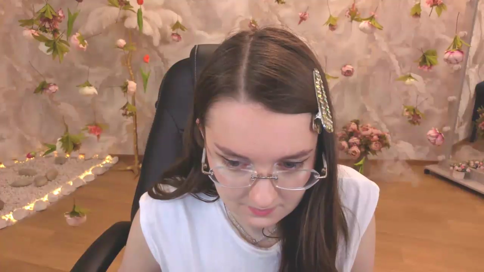 Gallery image thumbnail from Milim_Nava's myfreecams stream on, 06/30/2026, 19:38 image 18 of 20