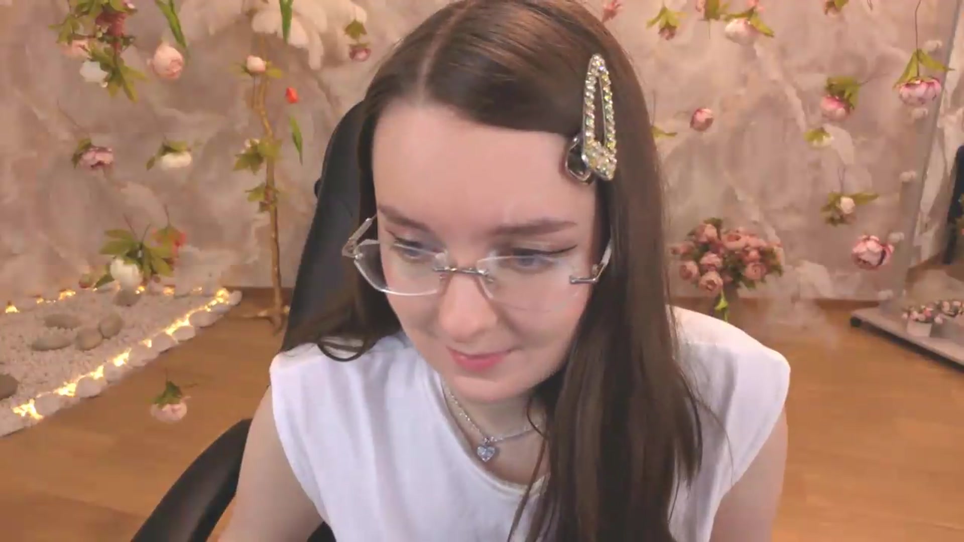 Gallery image thumbnail from Milim_Nava's myfreecams stream on, 06/30/2026, 19:38 image 8 of 20