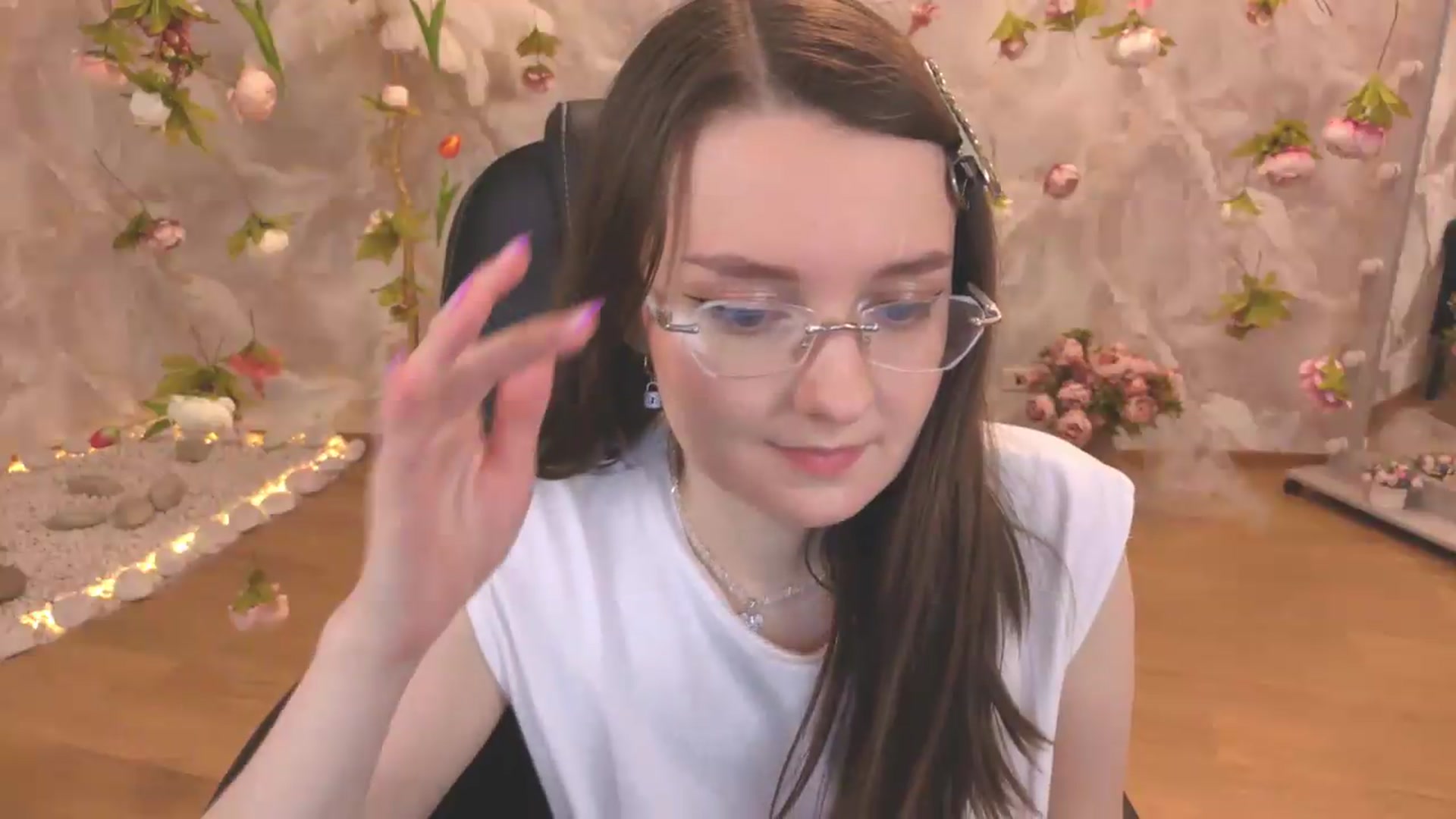 Gallery image thumbnail from Milim_Nava's myfreecams stream on, 06/30/2026, 19:38 image 9 of 20
