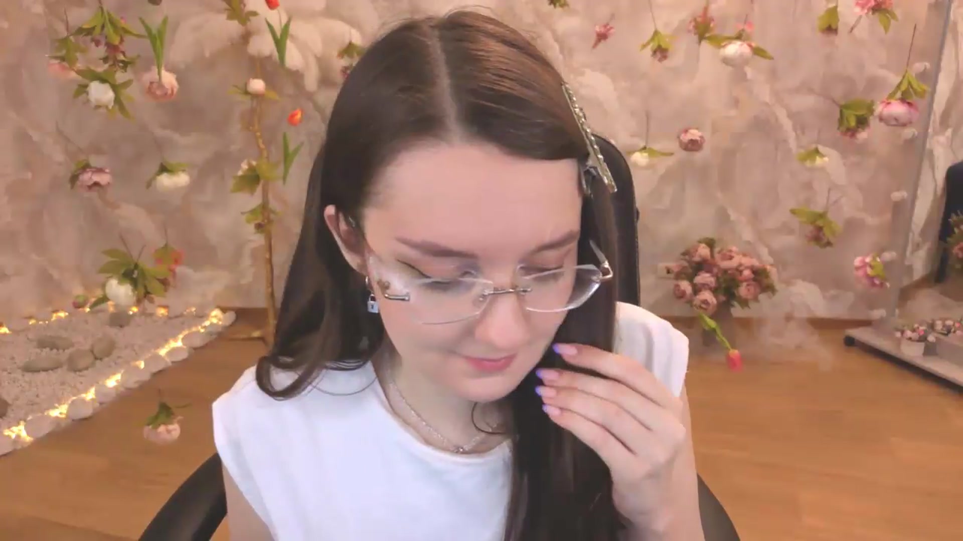 Gallery image thumbnail from Milim_Nava's myfreecams stream on, 06/30/2026, 19:38 image 19 of 20