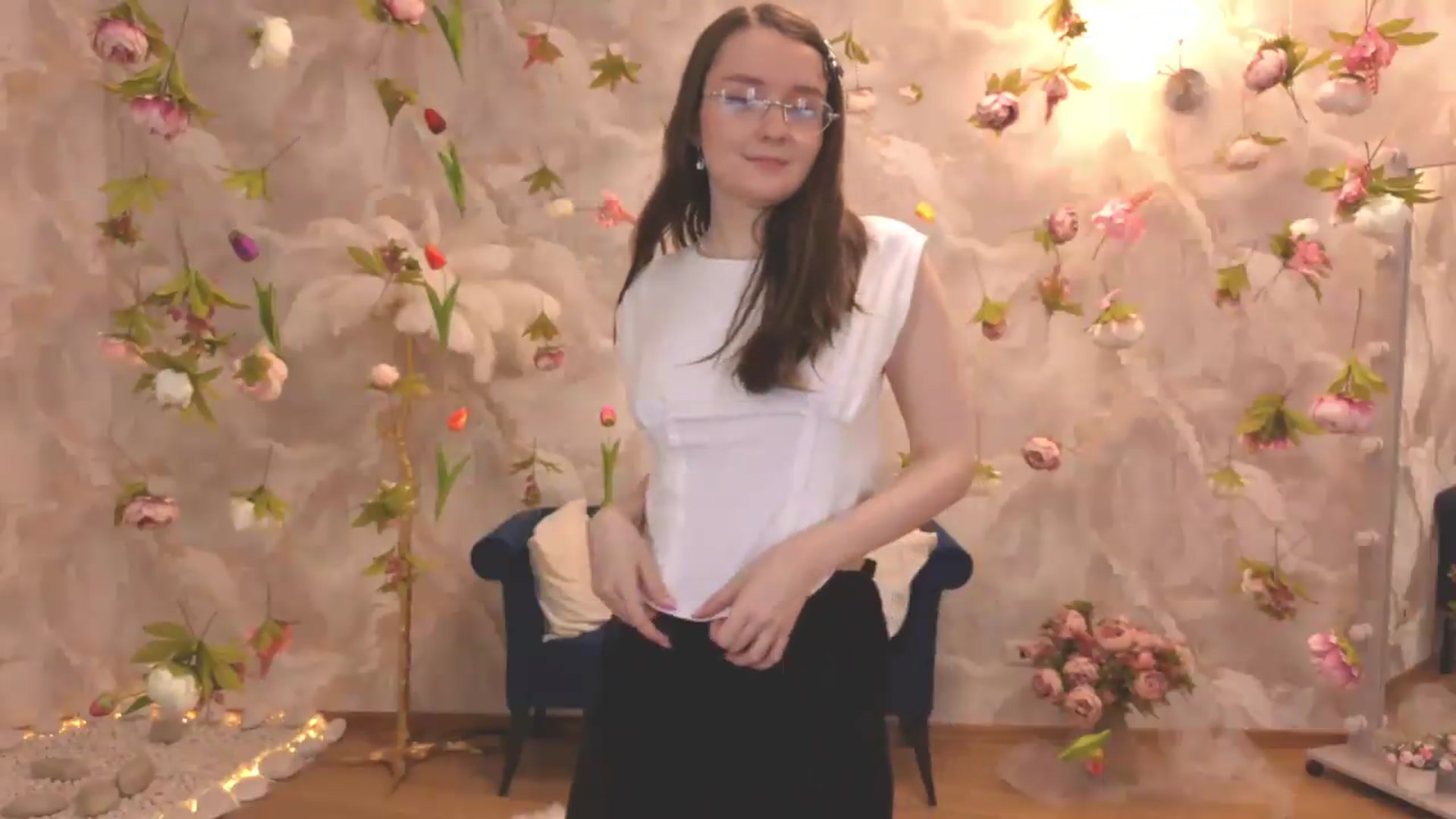 Gallery image thumbnail from Milim_Nava's myfreecams stream on, 06/30/2026, 19:38 image 7 of 20