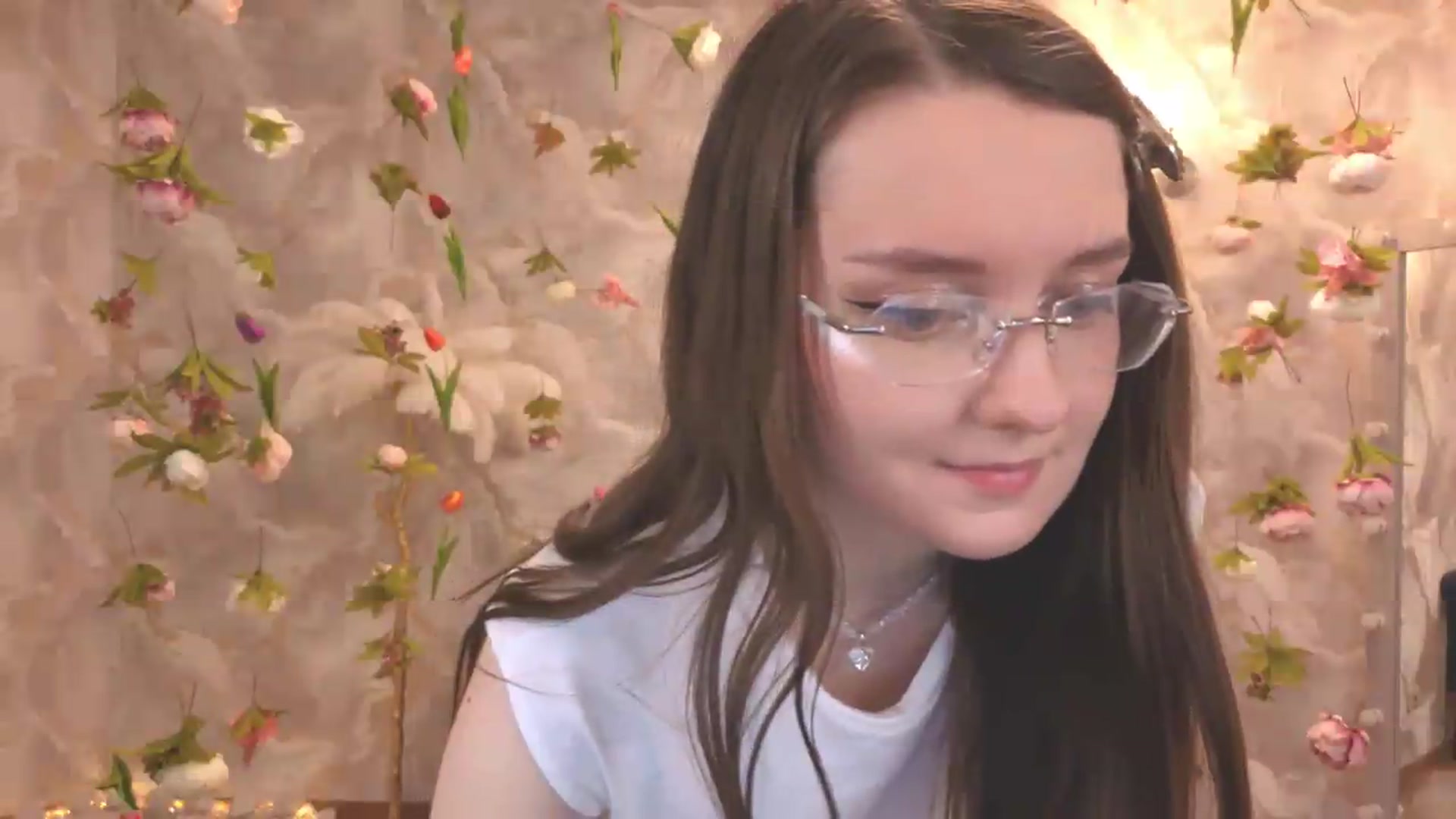 Gallery image thumbnail from Milim_Nava's myfreecams stream on, 06/30/2026, 19:38 image 6 of 20