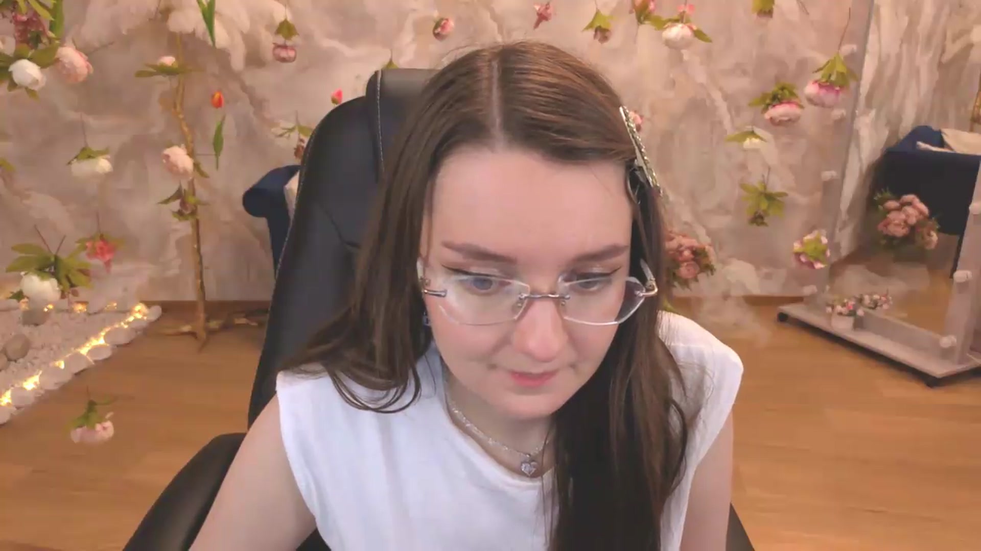Gallery image thumbnail from Milim_Nava's myfreecams stream on, 06/30/2026, 22:40 image 18 of 20