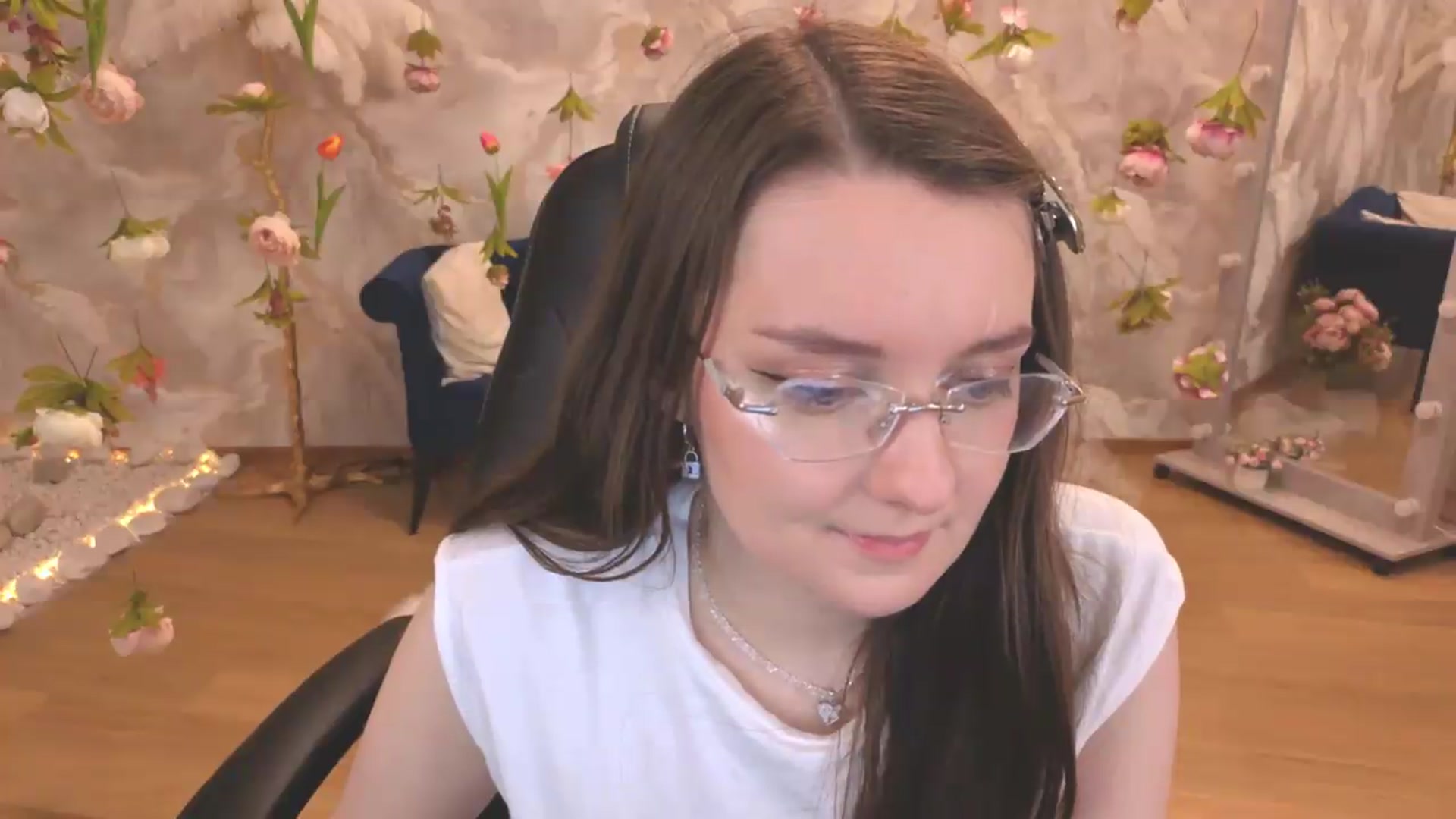 Gallery image thumbnail from Milim_Nava's myfreecams stream on, 06/30/2026, 22:40 image 19 of 20
