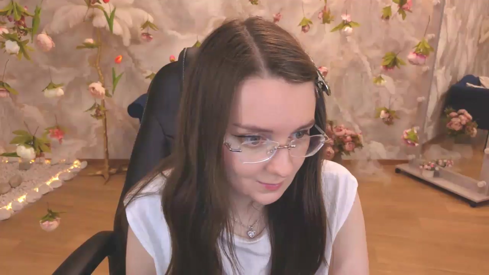 Gallery image thumbnail from Milim_Nava's myfreecams stream on, 06/30/2026, 23:29 image 9 of 20