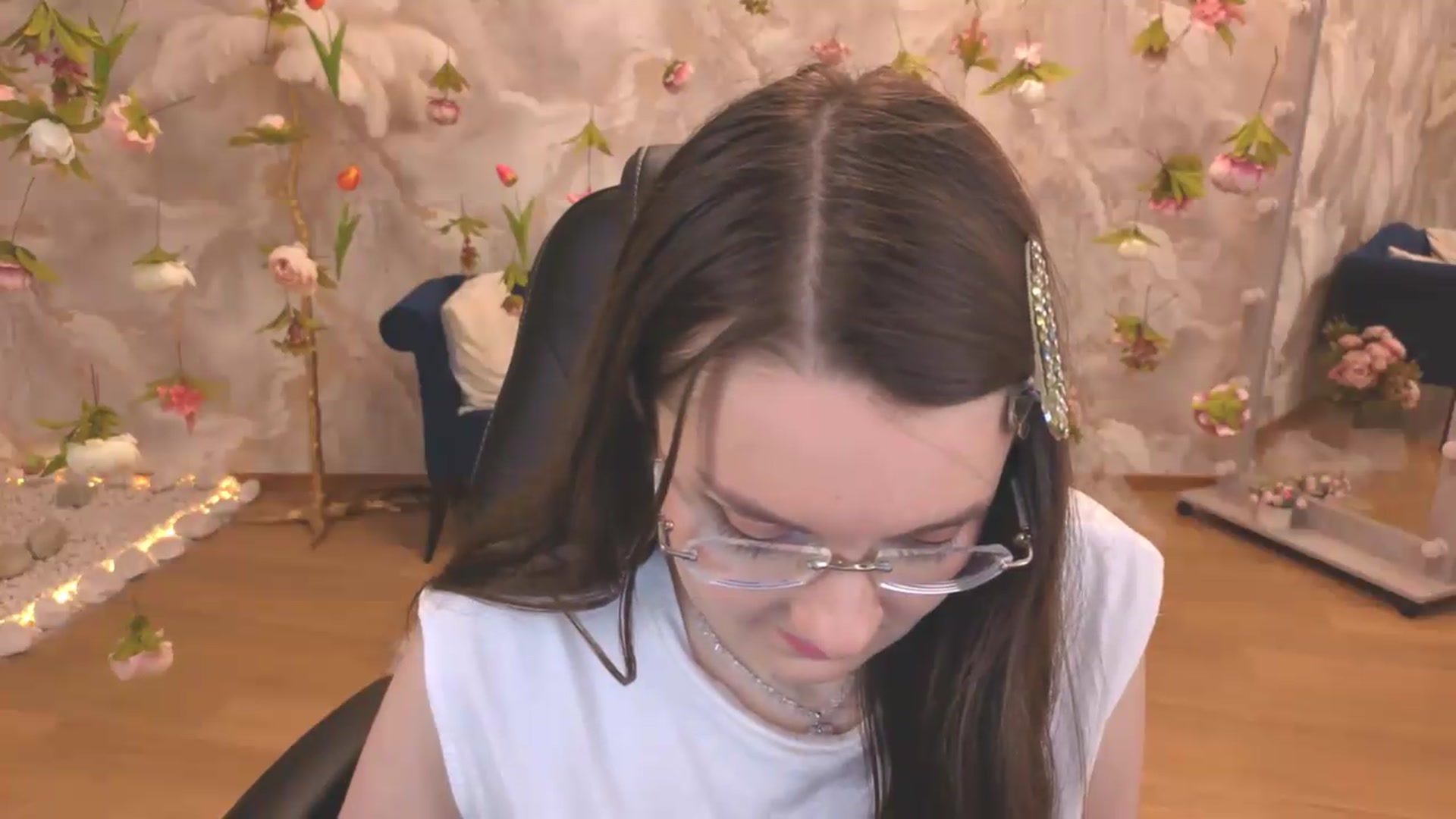 Gallery image thumbnail from Milim_Nava's myfreecams stream on, 06/30/2026, 23:29 image 18 of 20