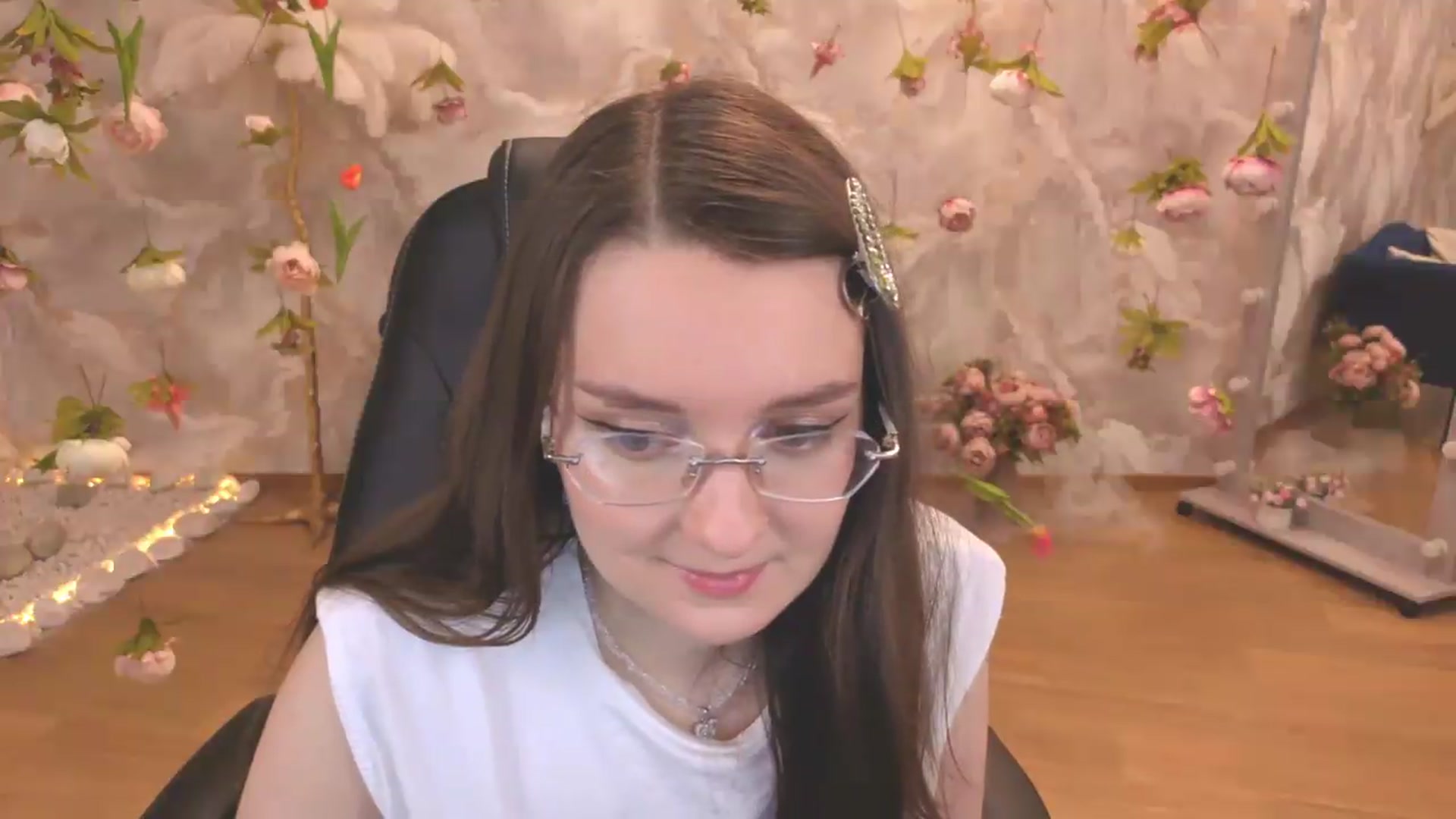 Gallery image thumbnail from Milim_Nava's myfreecams stream on, 06/30/2026, 23:29 image 14 of 20