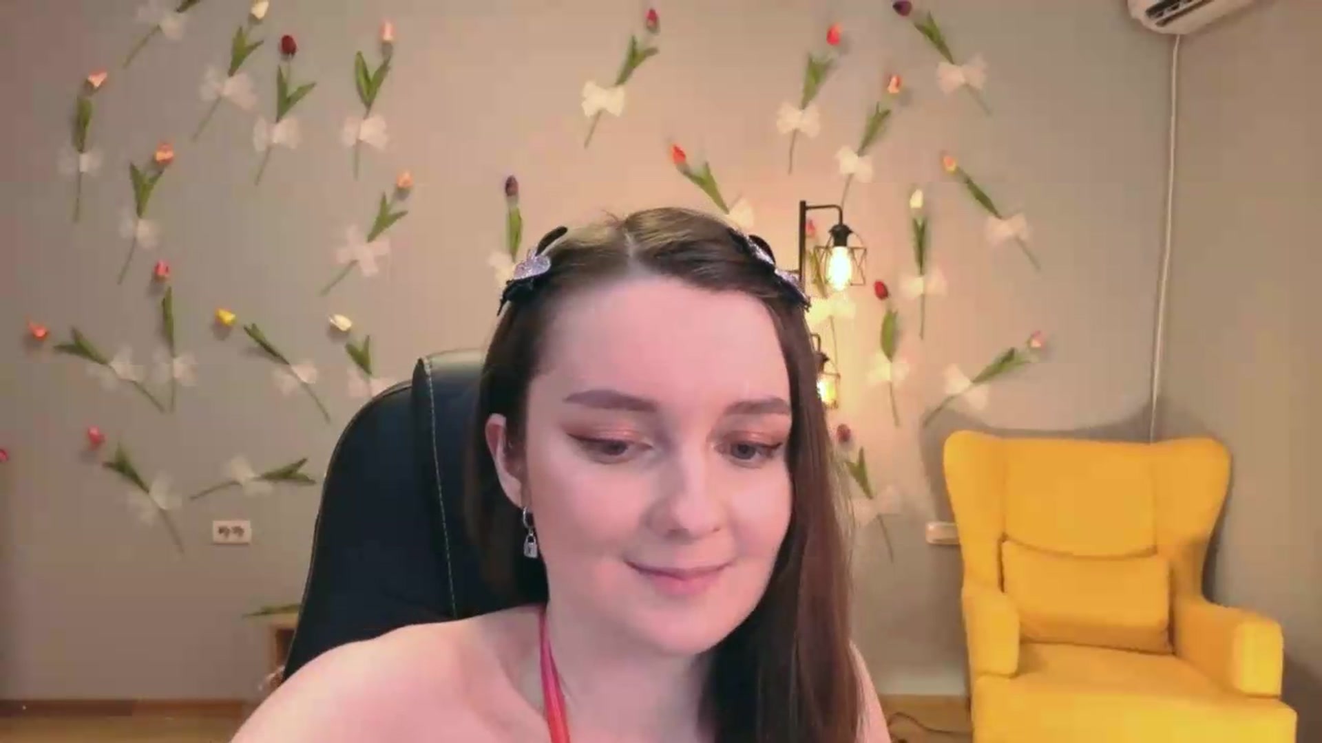 Gallery image thumbnail from Milim_Nava's myfreecams stream on, 07/05/2026, 08:40 image 6 of 20