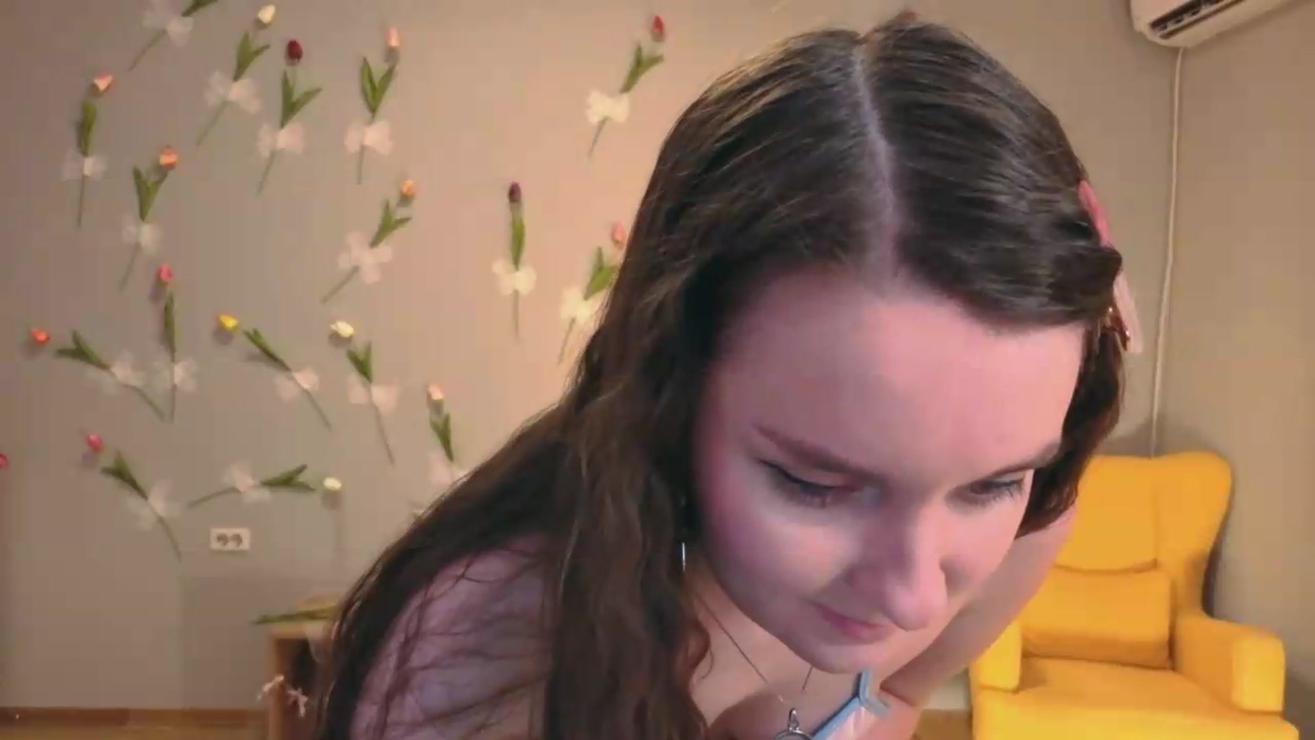 Gallery image thumbnail from Milim_Nava's myfreecams stream on, 07/08/2026, 11:25 image 4 of 20
