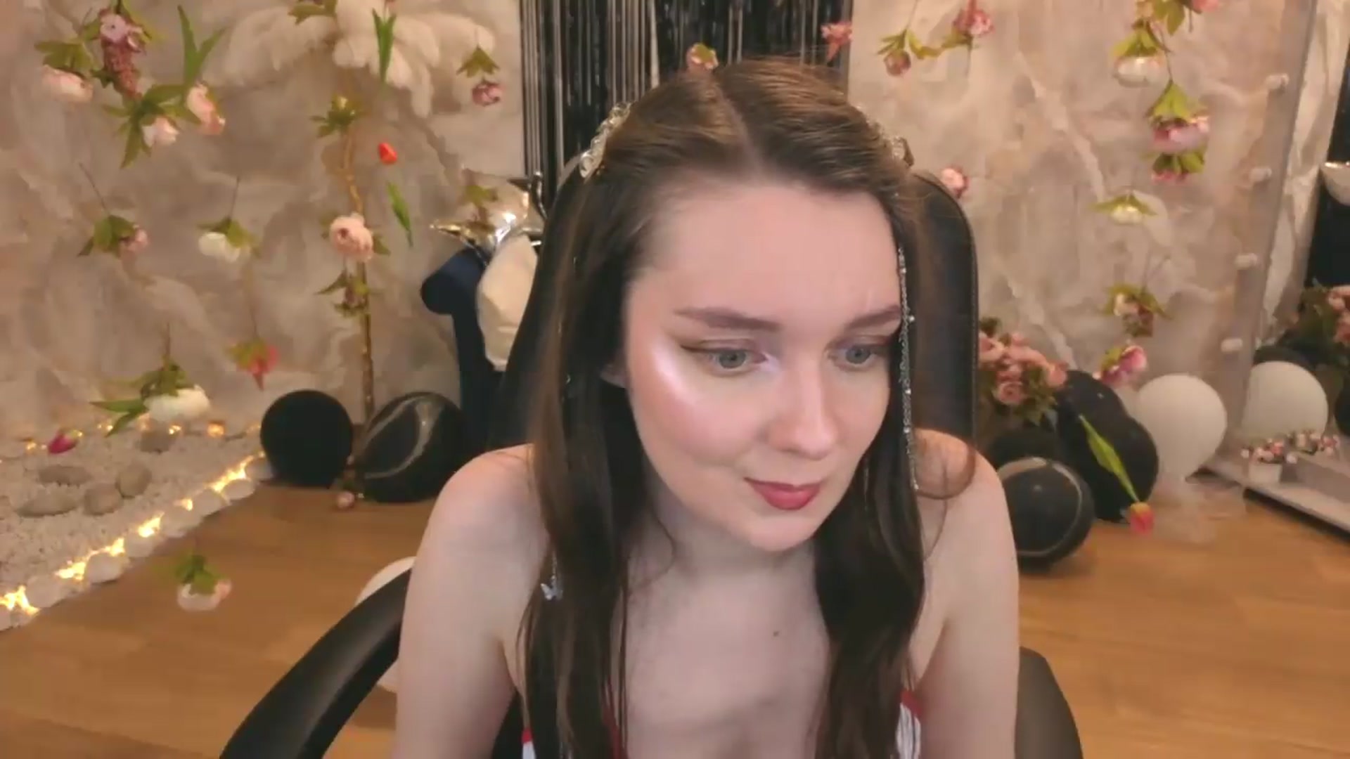 Gallery image thumbnail from Milim_Nava's myfreecams stream on, 07/12/2026, 24:00 image 19 of 20