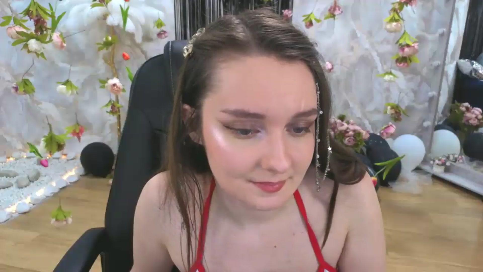 Gallery image thumbnail from Milim_Nava's myfreecams stream on, 07/12/2026, 01:30 image 7 of 20