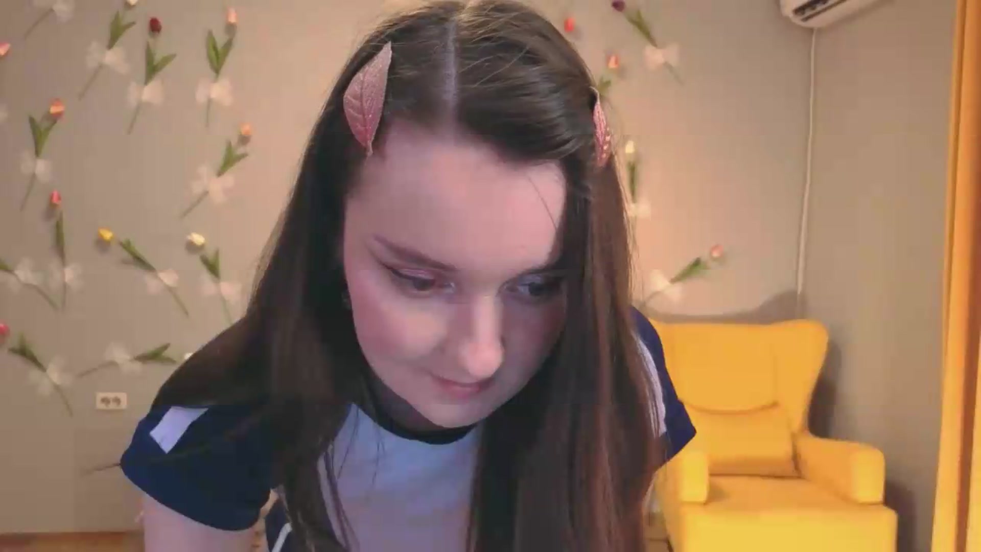 Gallery image thumbnail from Milim_Nava's myfreecams stream on, 07/15/2026, 07:35 image 4 of 20
