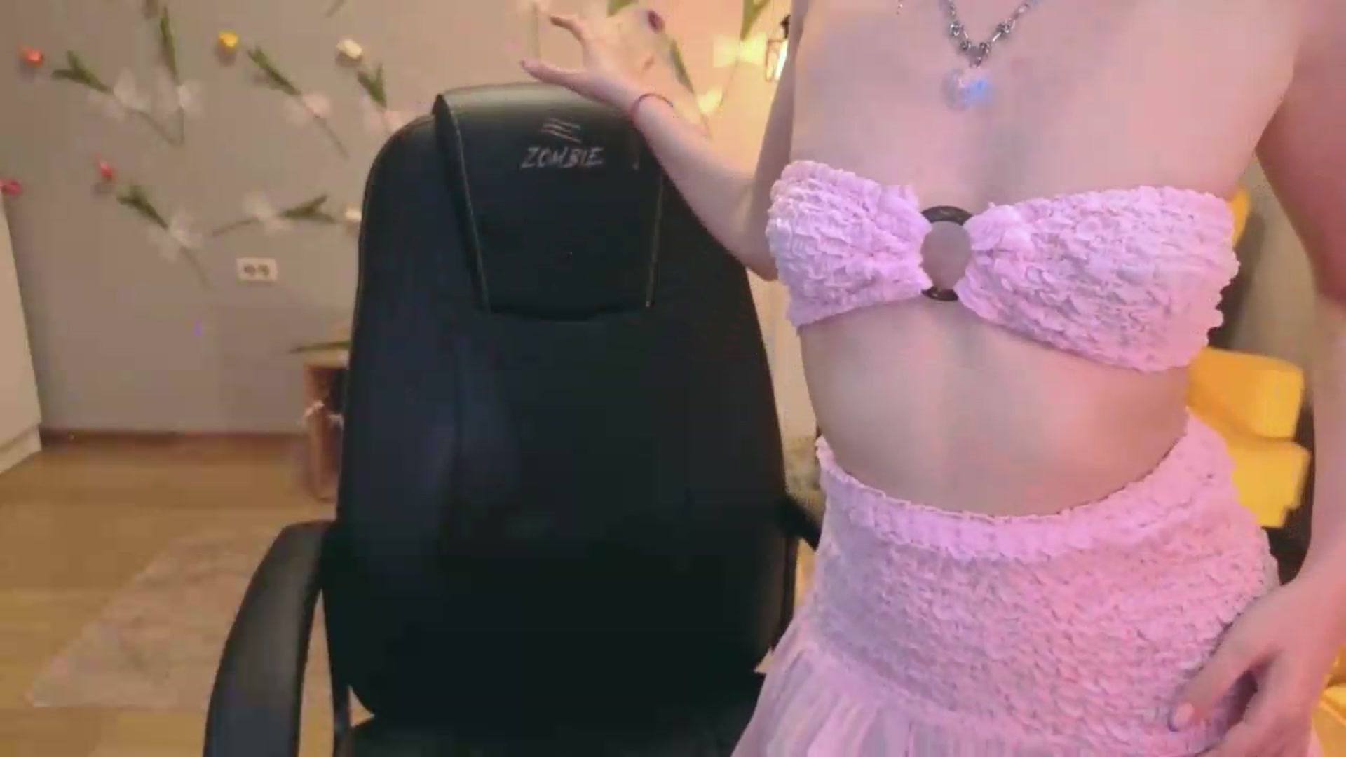 Gallery image thumbnail from Milim_Nava's myfreecams stream on, 07/16/2026, 18:45 image 2 of 20